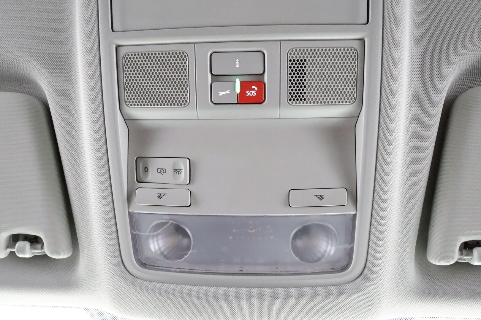 Skoda Karoq 2023 2.0 TDI 150 4x4 Ambition DSG Autom. * Vakkari / Koukku / LED / P.tutka / Webasto / KeylessGo * - Suomi-auto / Kahdet renkaat aluvanteilla - HULLU BLACKWEEK KORKOTARJOUS 2,49%