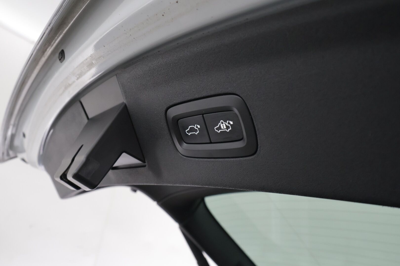 Polestar 2 2023 Standard Range Single Motor, 170kW, 69kWh - | ACC | Koukku | 360° | Pilot Assist | BLIS | Muistipenkki | LED | Apple & Android | CTA | 1-om suomiauto | 2x polestar alut | Merkkihuollot |