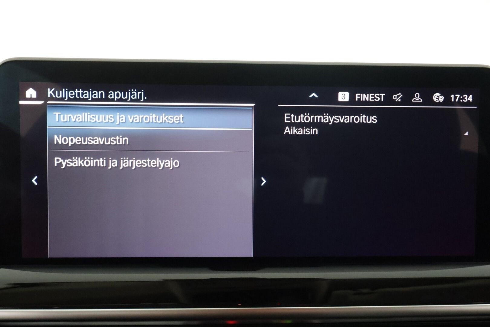 BMW X3 2023 G01 xDrive 30e A Charged Edition *ACC / Vetokoukku / HiFi / Sportnahat / LED / P.Kamera / Navi * - 1-om Suomi-auto / Akku kuntotarkastettu SoH  94% / 2x Latauskaapelit / Kahdet renkaat aluvanteilla / Merkkihuollot - HULLUT AVAJAISHULINAT KORKOTARJOUS 3,29 %