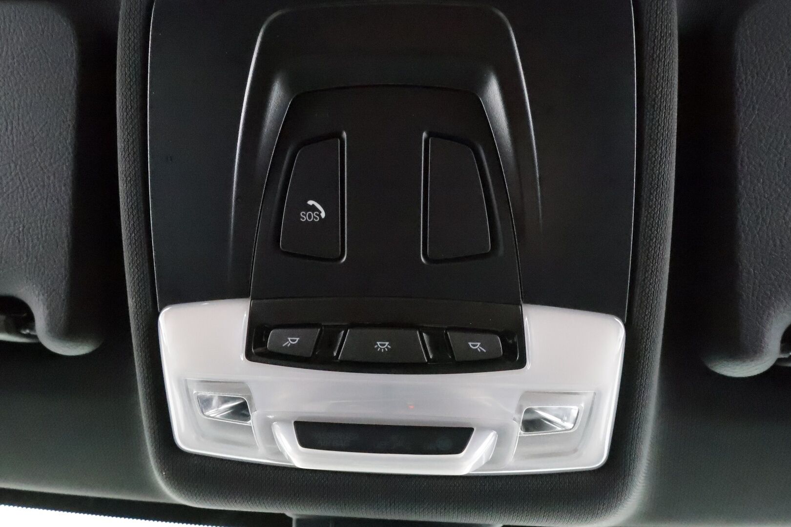 BMW 225 2019 F45 Active Tourer 225xe A Business M Sport * LED / P.Kamera / Sportnahat / Navi / Vakkari / Facelift * - 2x Latauskaapelit / Kahdet renkaat / Merkkihuollot