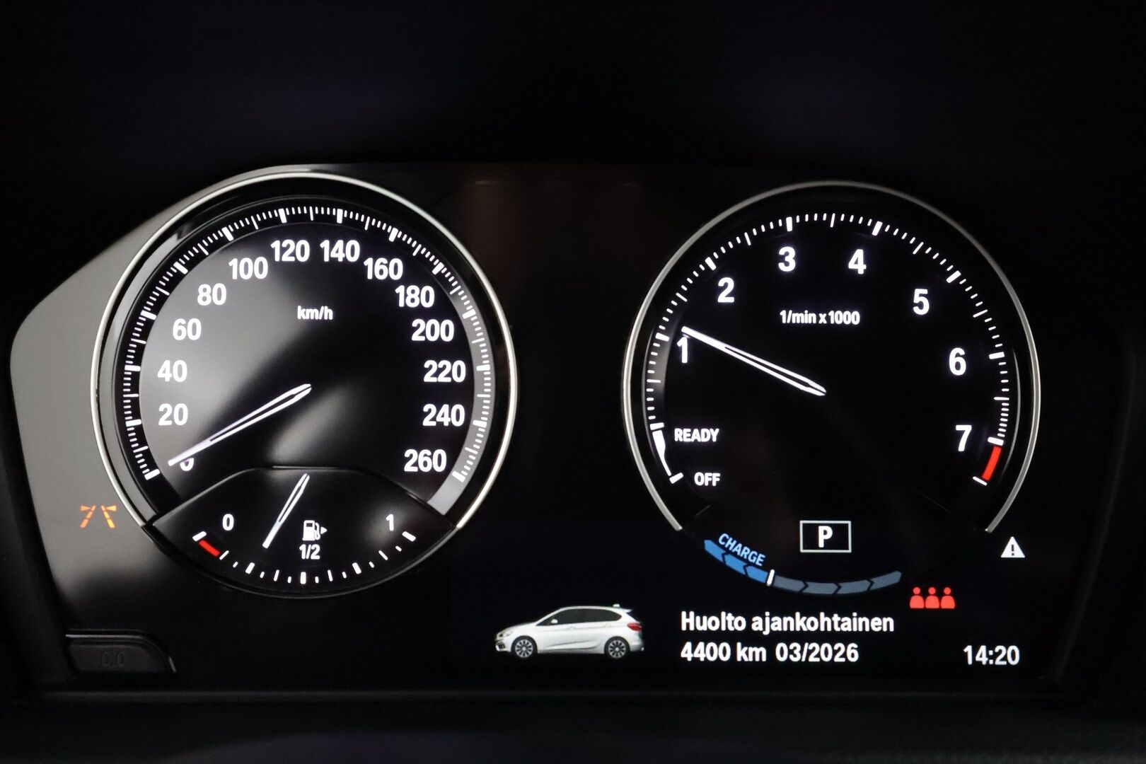 BMW 225 2019 F45 Active Tourer 225xe A Business M Sport * LED / P.Kamera / Sportnahat / Navi / Vakkari / Facelift * - 2x Latauskaapelit / Kahdet renkaat / Merkkihuollot