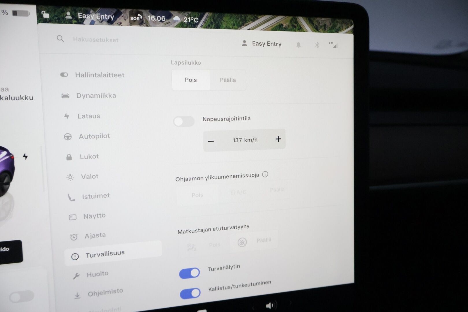 Tesla Model 3 2022 Long Range Dual Motor * Ilmalämpöpumppu / AMD Ryzen / Neliveto / 2x renkaat ja vanteet / Lämpöratti / Skähköpenkit * - * Dual Motor Long Range huippu kantamalla! / Uudemmalla AMD Ryzen prosessorilla / 2x renkaat ja vanteet / Neliveto / Hyvät varusteet *