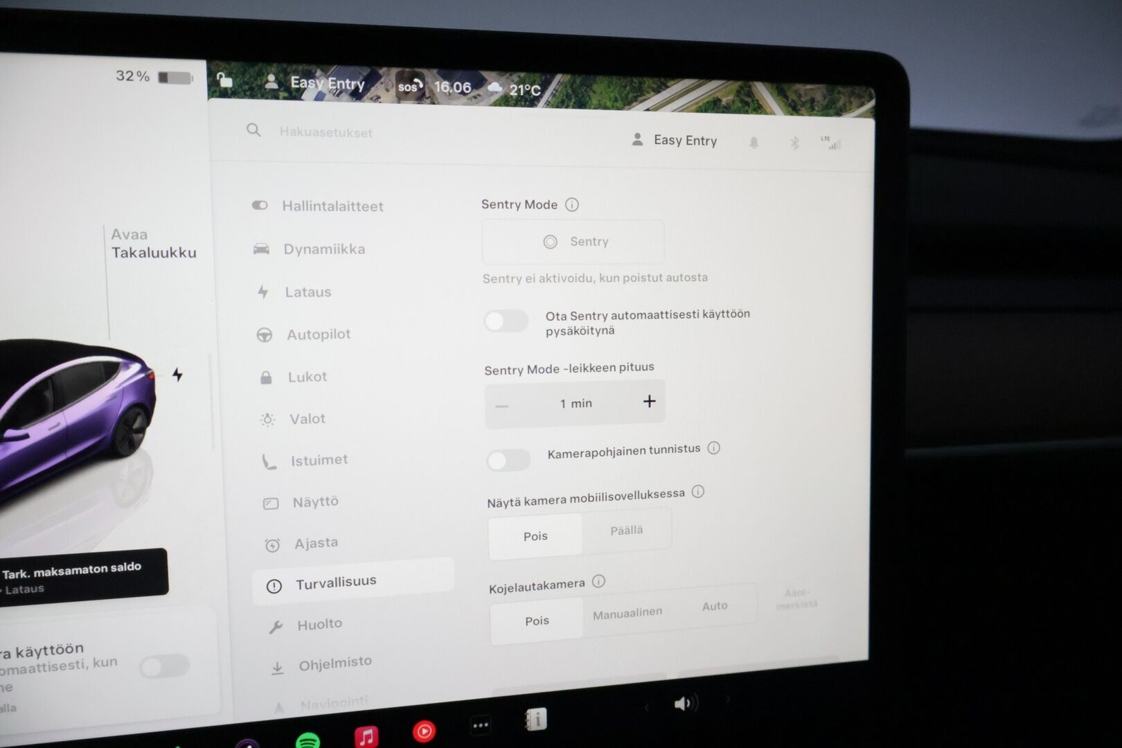 Tesla Model 3 2022 Long Range Dual Motor * Ilmalämpöpumppu / AMD Ryzen / Neliveto / 2x renkaat ja vanteet / Lämpöratti / Skähköpenkit * - * Dual Motor Long Range huippu kantamalla! / Uudemmalla AMD Ryzen prosessorilla / 2x renkaat ja vanteet / Neliveto / Hyvät varusteet *