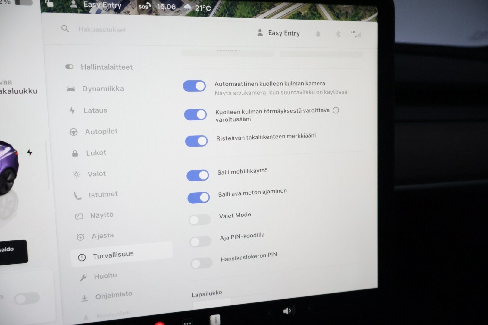 Tesla Model 3 2022 Long Range Dual Motor * Ilmalämpöpumppu / AMD Ryzen / Neliveto / 2x renkaat ja vanteet / Lämpöratti / Skähköpenkit * - * Dual Motor Long Range huippu kantamalla! / Uudemmalla AMD Ryzen prosessorilla / 2x renkaat ja vanteet / Neliveto / Hyvät varusteet *