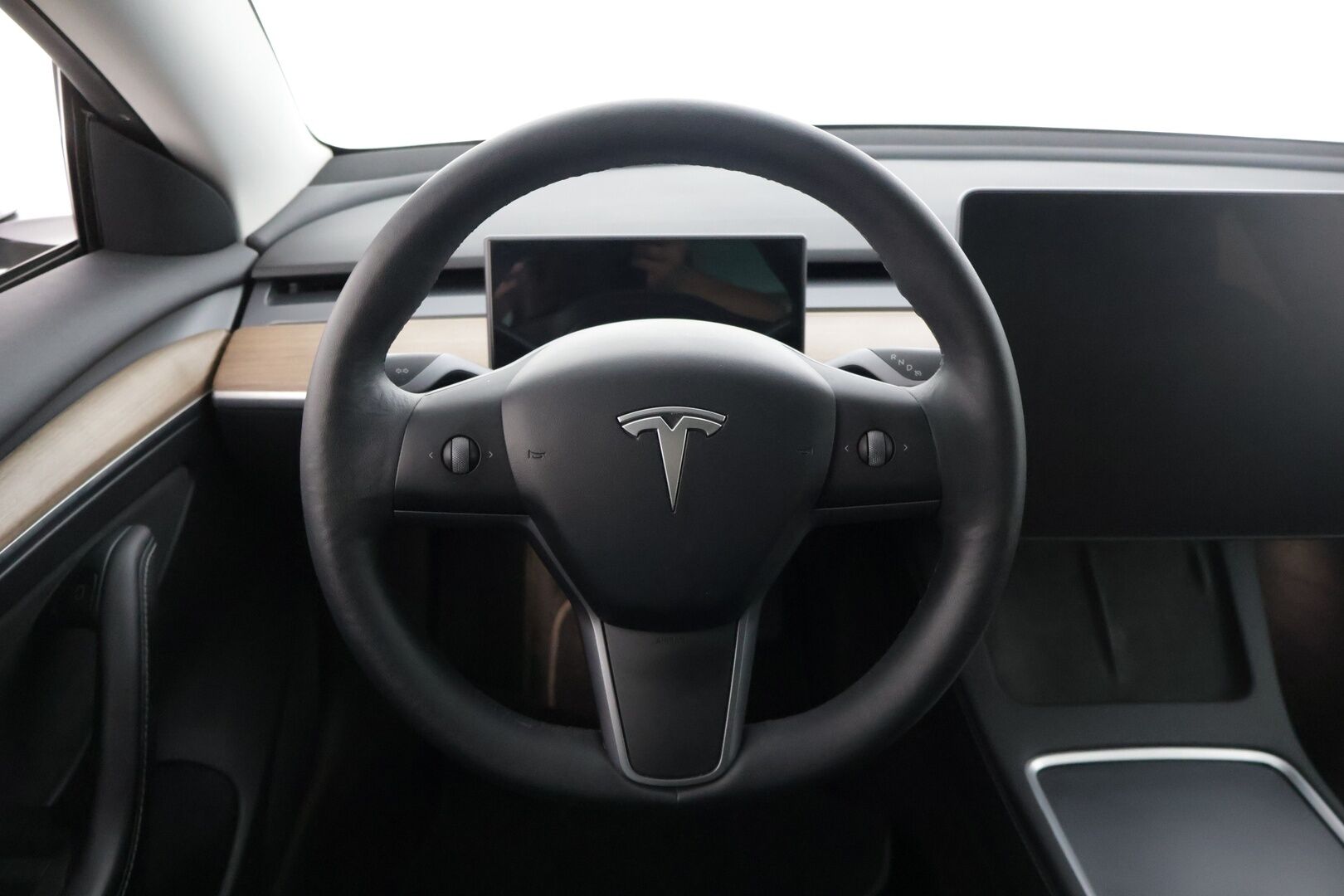 Tesla Model 3 2022 Long Range Dual Motor * Ilmalämpöpumppu / AMD Ryzen / Neliveto / 2x renkaat ja vanteet / Lämpöratti / Skähköpenkit * - * Dual Motor Long Range huippu kantamalla! / Uudemmalla AMD Ryzen prosessorilla / 2x renkaat ja vanteet / Neliveto / Hyvät varusteet *