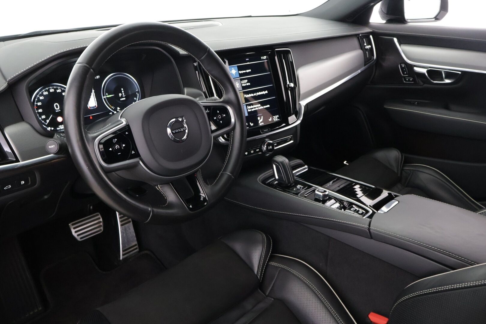 Volvo V90 2021 T6 TwE AWD R-Design aut. Facelift - 3,99% KORKOTARJOUS TÄHÄN AUTOON 21.9. ASTI - * Harman&Kardon / ACC / VOC / 360° Kamera / Koukku / Full LED / Webasto / Navi *