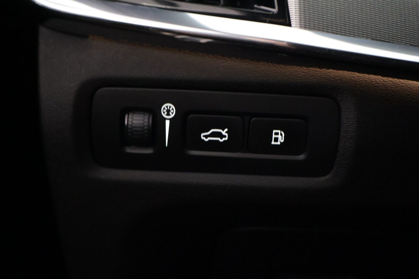 Volvo V90 2021 T6 TwE AWD R-Design aut. Facelift - 3,99 % KORKOTARJOUS TÄHÄN AUTOON - * Harman&Kardon / ACC / VOC / 360° Kamera / Koukku / Full LED / Webasto / Navi *