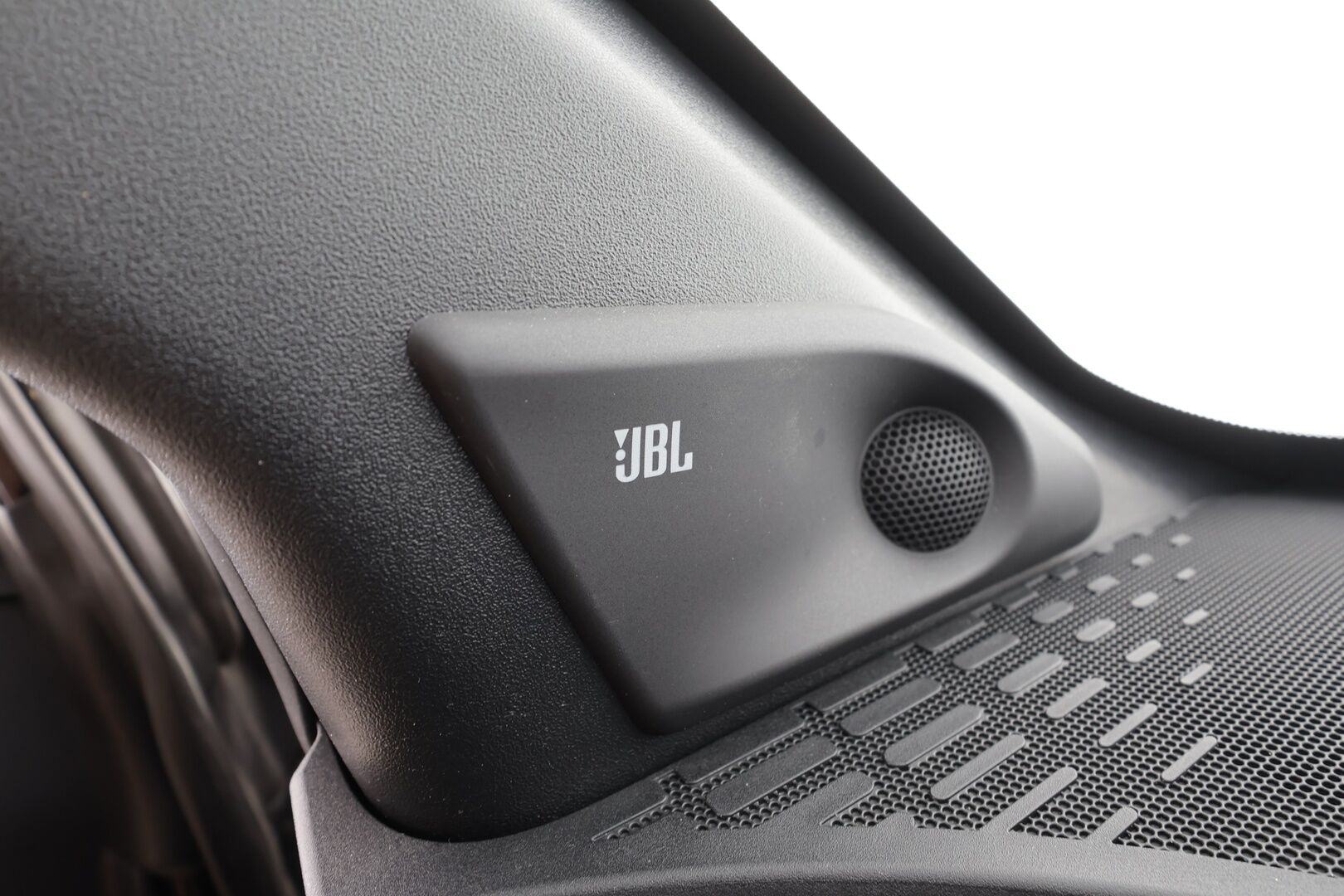 Toyota bZ4X 2023 Style AWD - | ACC | Koukku | LED | JBL | 360-Kamera | Ratinlämmitys | Sähköpenkki | Apple&Android | 1.Om Suomi-auto | Kahdet Renkaat |