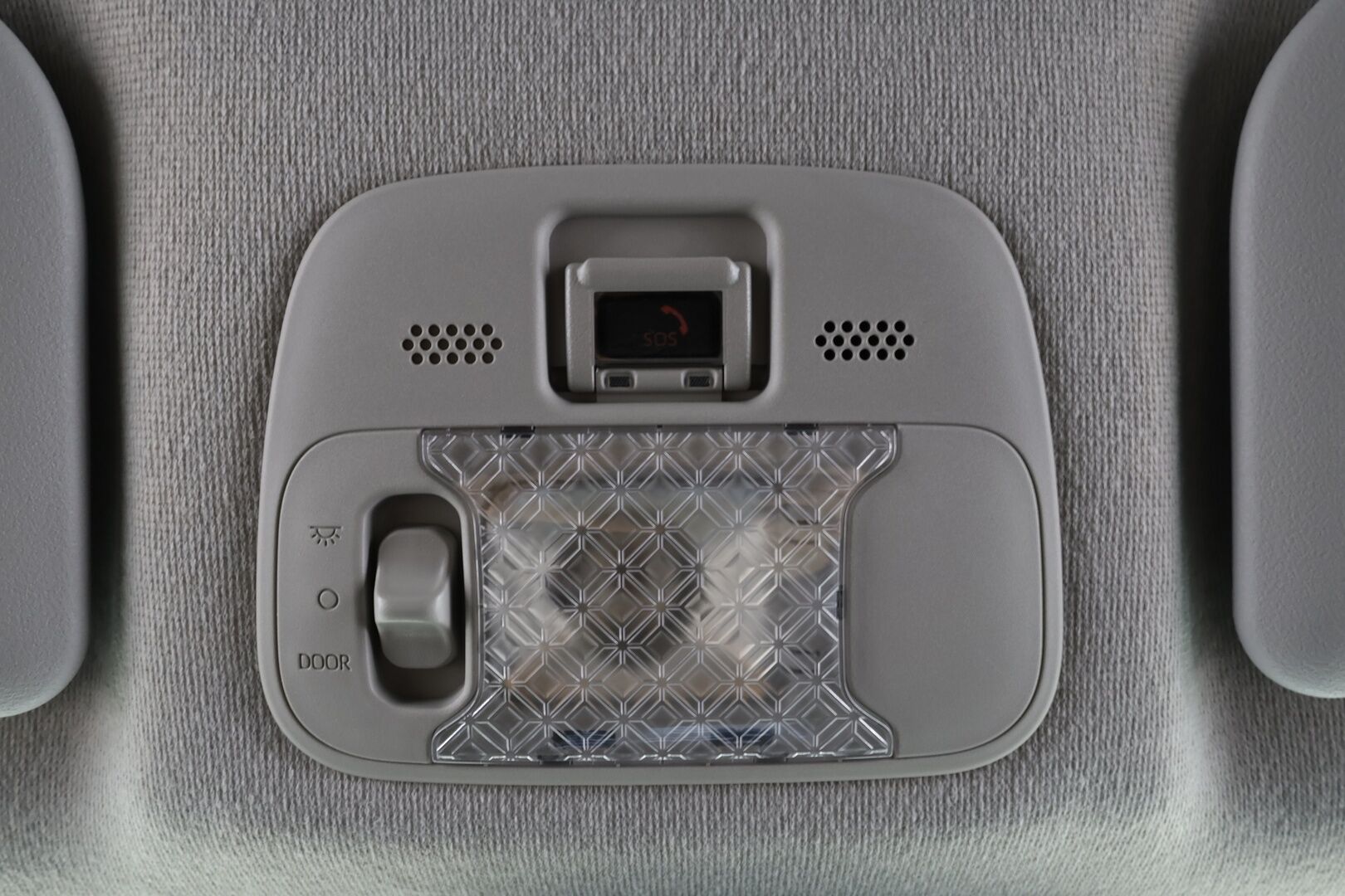 Toyota Aygo X 2023 1,0 VVT-i Play Edition Multidrive S * ACC / LED / P.Kamera / Kaistavahti / Apple&Android * - 1-om Suomi-auto / Kahdet renkaat / Merkkihuollettu!