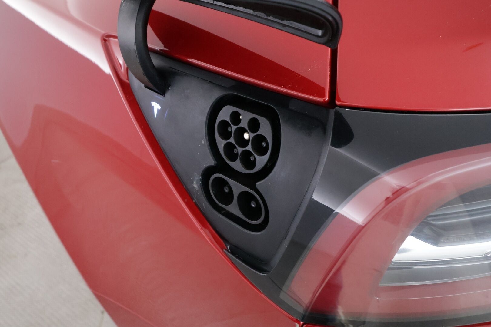 TESLA MODEL 3 2021 Standard Range Plus - | Lasikatto | ACC | Matrix-LED | P.kamera | Muistipenkki | Premium Speakers | Navi | Kaistavahti | Keyless | 2x Latauskaapelit | Kahdet renkaat |