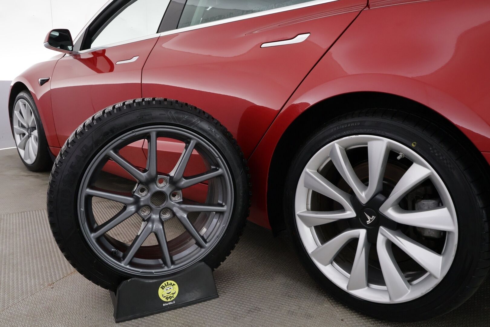 TESLA MODEL 3 2021 Standard Range Plus - | Lasikatto | ACC | Matrix-LED | P.kamera | Muistipenkki | Premium Speakers | Navi | Kaistavahti | Keyless | 2x Latauskaapelit | Kahdet renkaat |