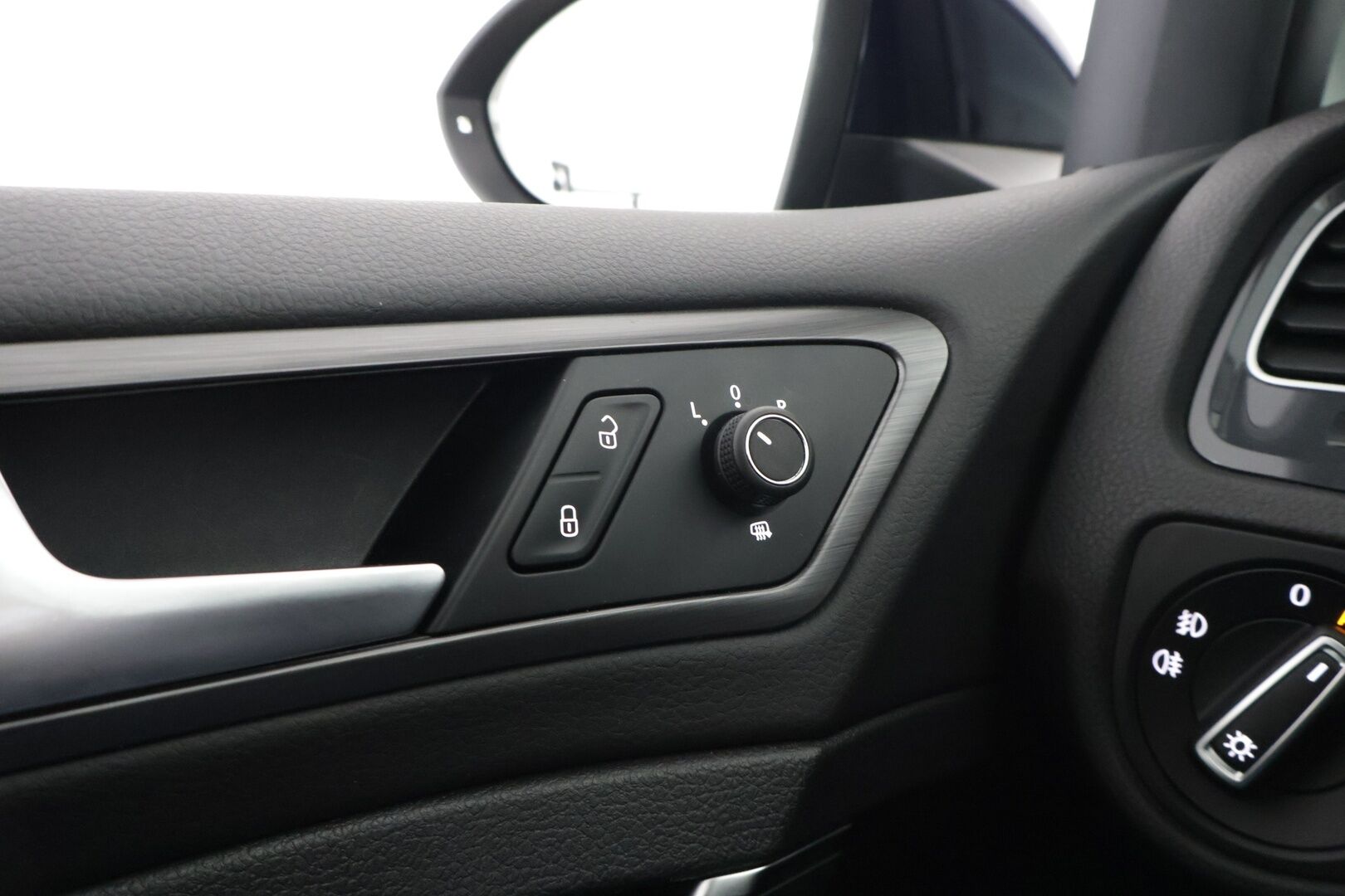 Volkswagen Golf 2019 Variant Comfortline 1,5 TGI 96 kW (130 hv) BLUEMOTION DSG-automaatti - ** Webasto / Koukku / Keyless / Kamera / APP-Connect **