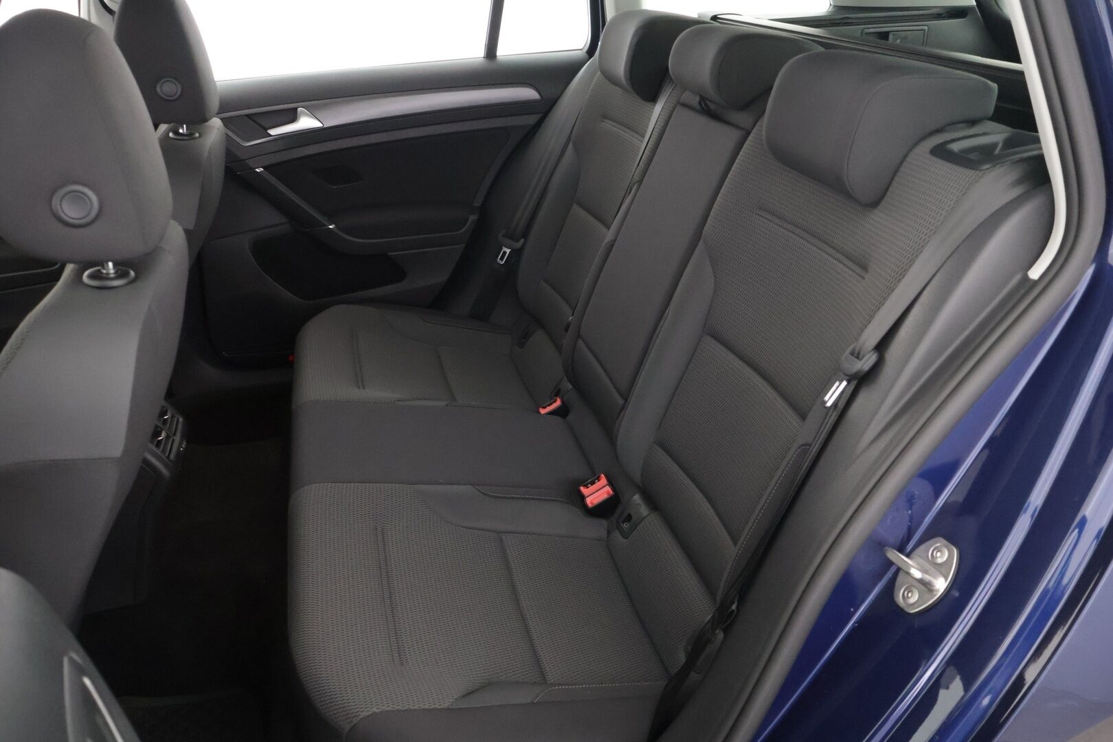 Volkswagen Golf 2019 Variant Comfortline 1,5 TGI 96 kW (130 hv) BLUEMOTION DSG-automaatti - ** Webasto / Koukku / Keyless / Kamera / APP-Connect **