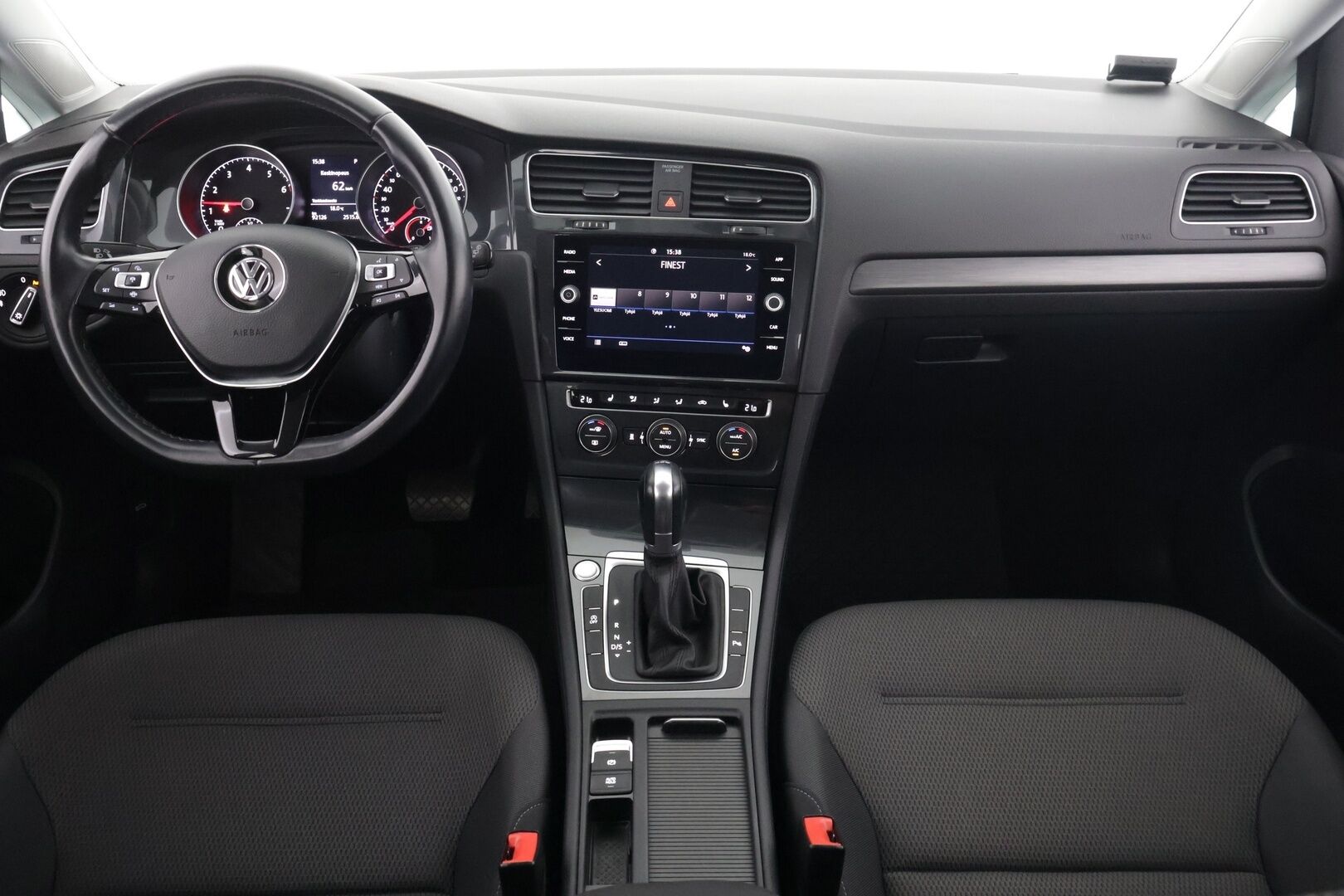 Volkswagen Golf 2019 Variant Comfortline 1,5 TGI 96 kW (130 hv) BLUEMOTION DSG-automaatti - ** Webasto / Koukku / Keyless / Kamera / APP-Connect **