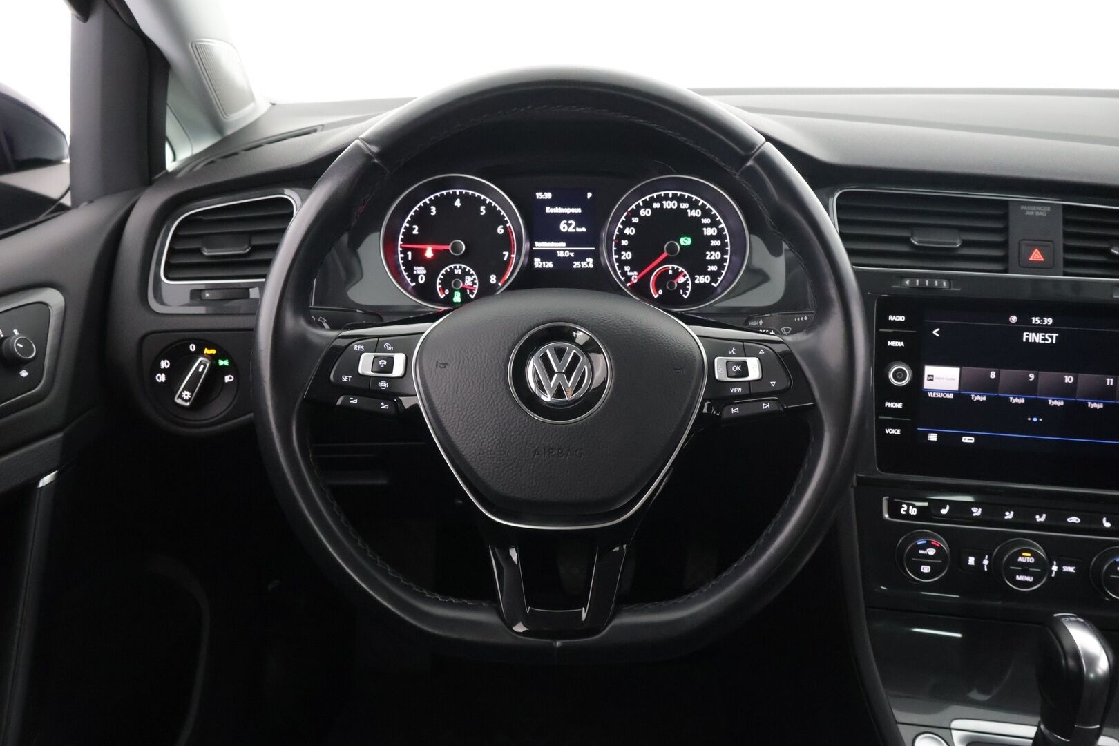 Volkswagen Golf 2019 Variant Comfortline 1,5 TGI 96 kW (130 hv) BLUEMOTION DSG-automaatti - ** Webasto / Koukku / Keyless / Kamera / APP-Connect **