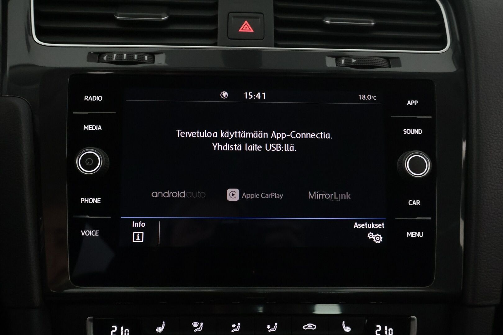 Volkswagen Golf 2019 Variant Comfortline 1,5 TGI 96 kW (130 hv) BLUEMOTION DSG-automaatti - ** Webasto / Koukku / Keyless / Kamera / APP-Connect **
