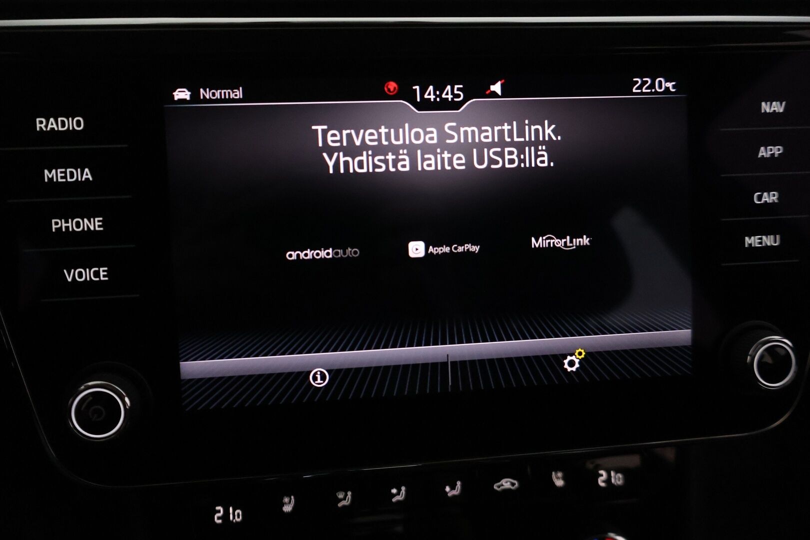 Skoda Superb 2020 Combi 2,0 TDI 190 4x4 L&K DSG - | ACC | Webasto | P, kamera | Canton äänijärjestelmä |