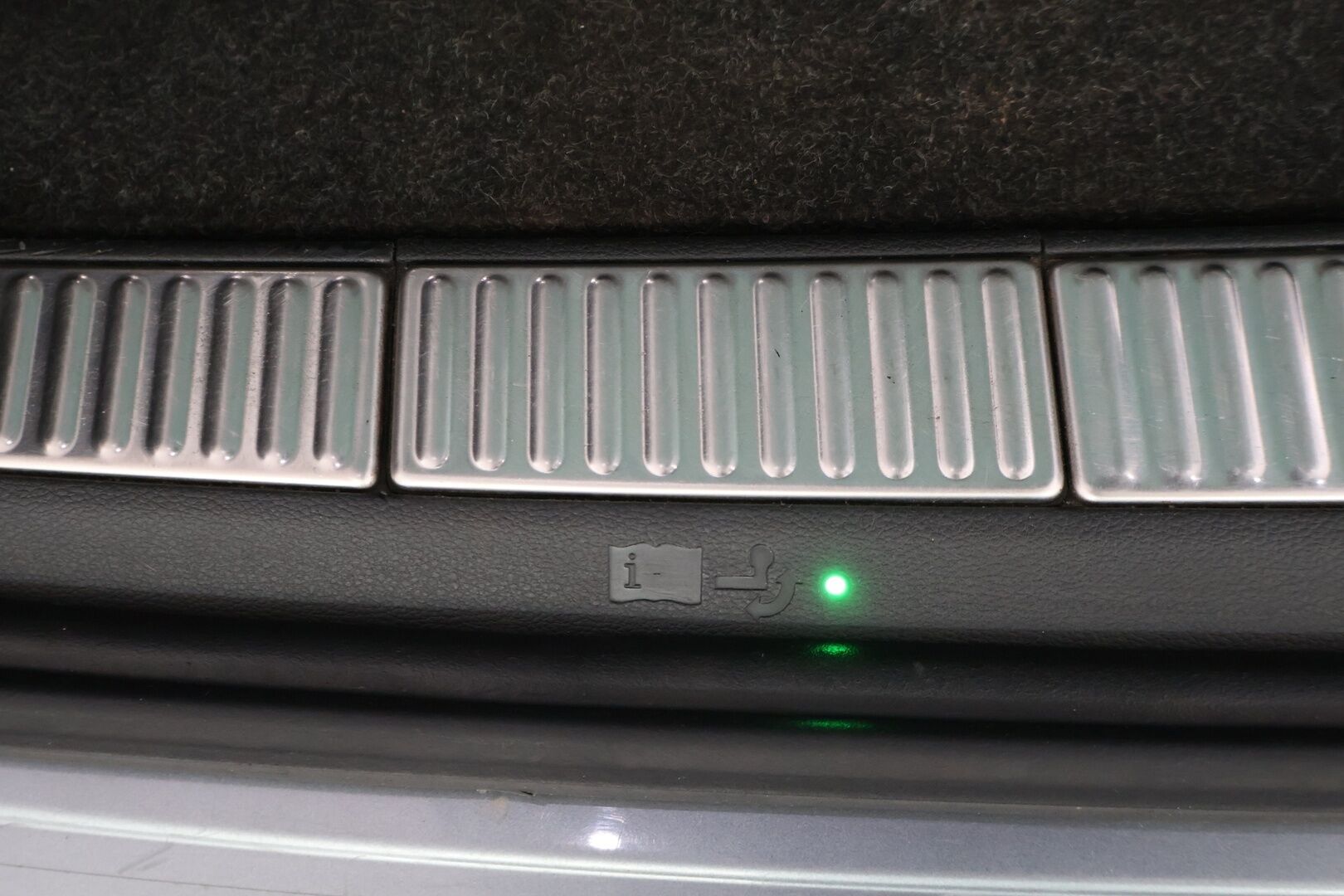 Skoda Superb 2020 Combi 2,0 TDI 190 4x4 L&K DSG - | ACC | Webasto | P, kamera | Canton äänijärjestelmä |