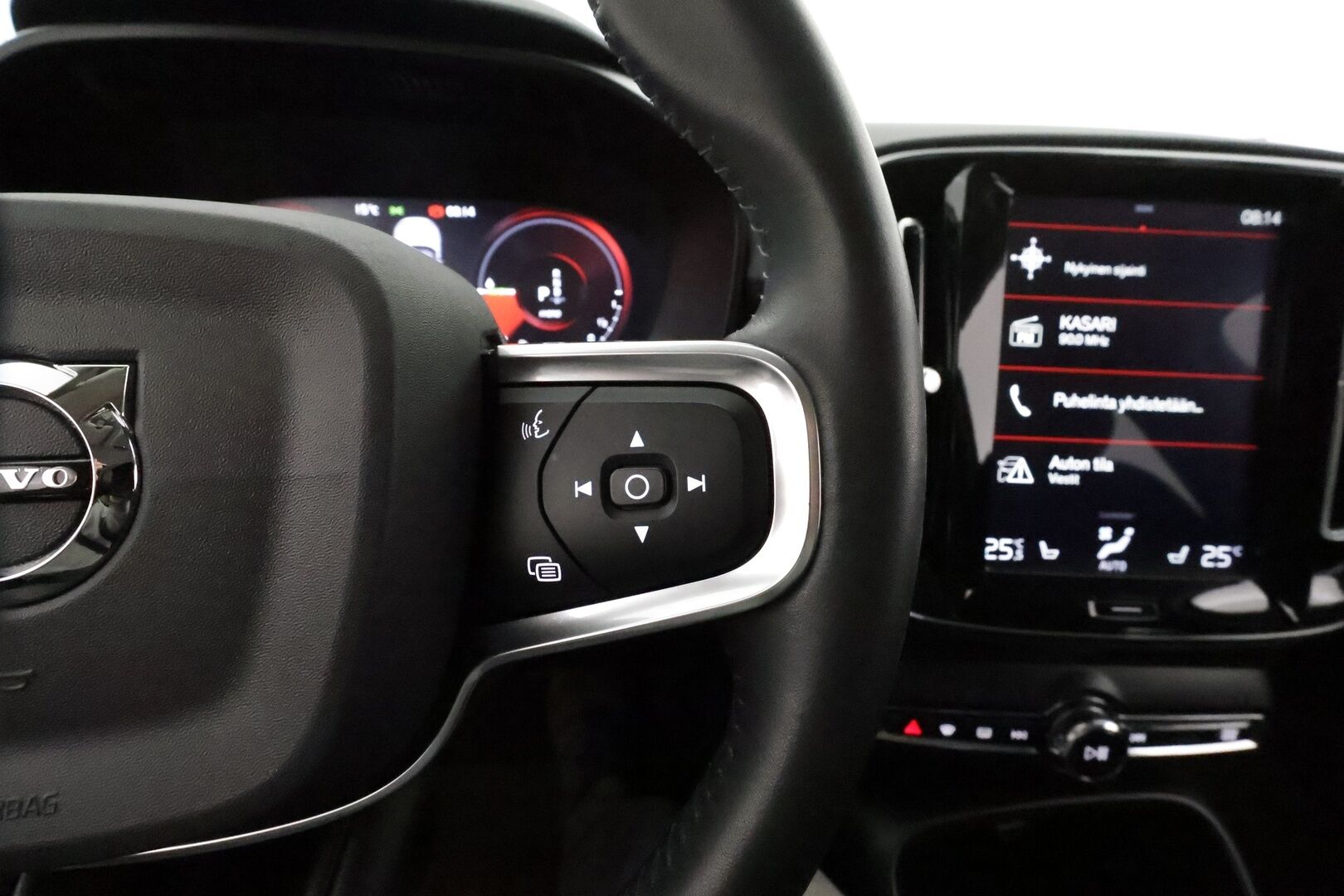 Volvo XC40 2020 T5 Twin Engine Business aut **Merkkihuollettu / Pa-lämmitin / Vakkari / P.kamera / VOC / Apple&Android / Sähköluukku** - Akku kuntotarkastettu 