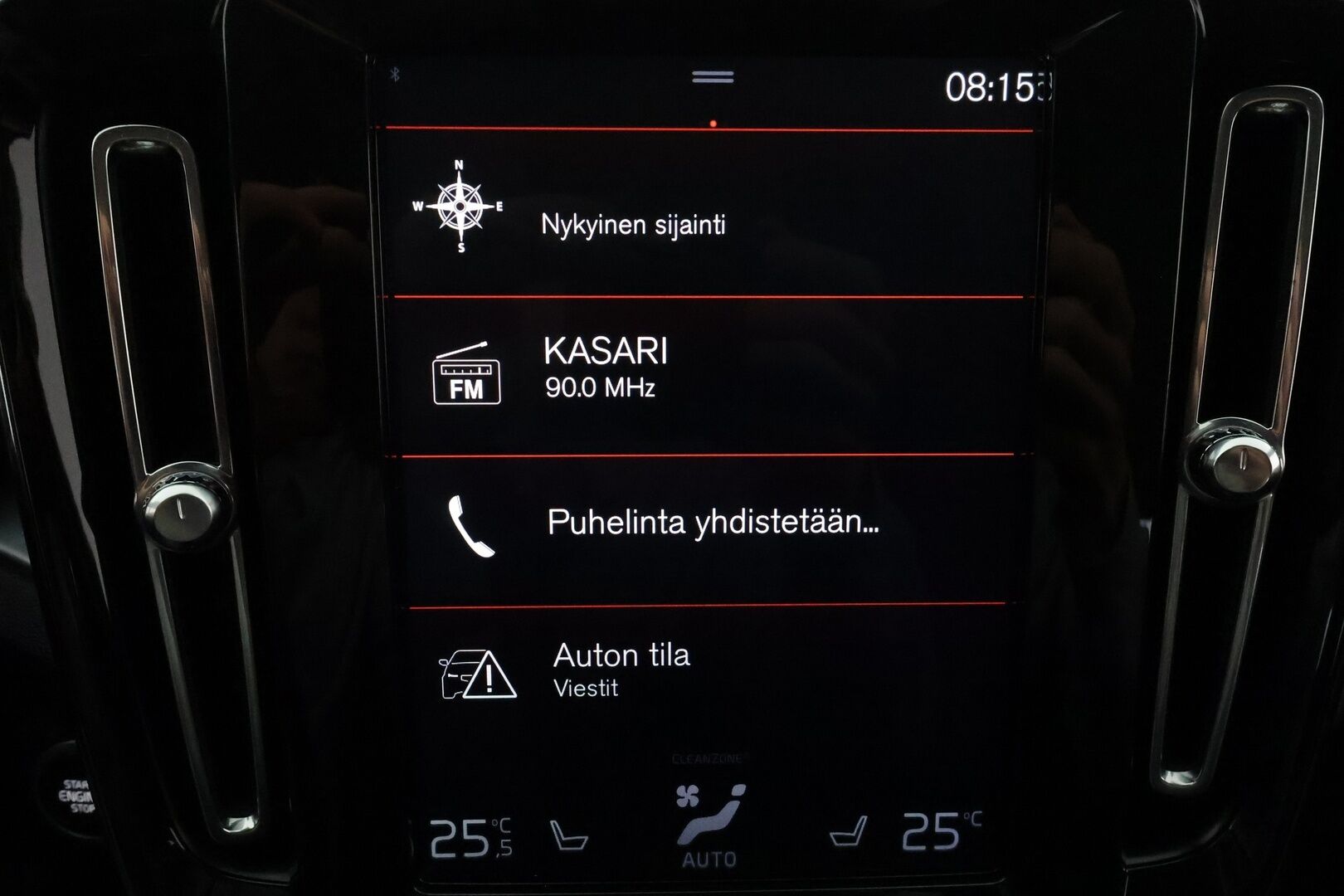 Volvo XC40 2020 T5 Twin Engine Business aut **Merkkihuollettu / Pa-lämmitin / Vakkari / P.kamera / VOC / Apple&Android / Sähköluukku** - Akku kuntotarkastettu 