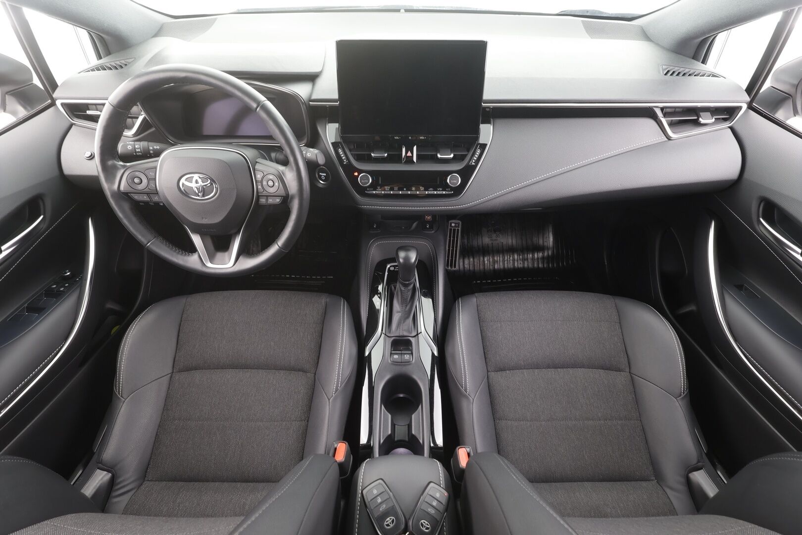 Toyota Corolla 2023 Touring Sports 1,8 Hybrid Launch Edition - | ACC | PDA | LED | Facelift | Puolinahat | P.kamera | Navi | Keyless | Lohko+sisälämmitin | Digimittaristo | Sähk. takaluukku | 1-om suomiauto | 