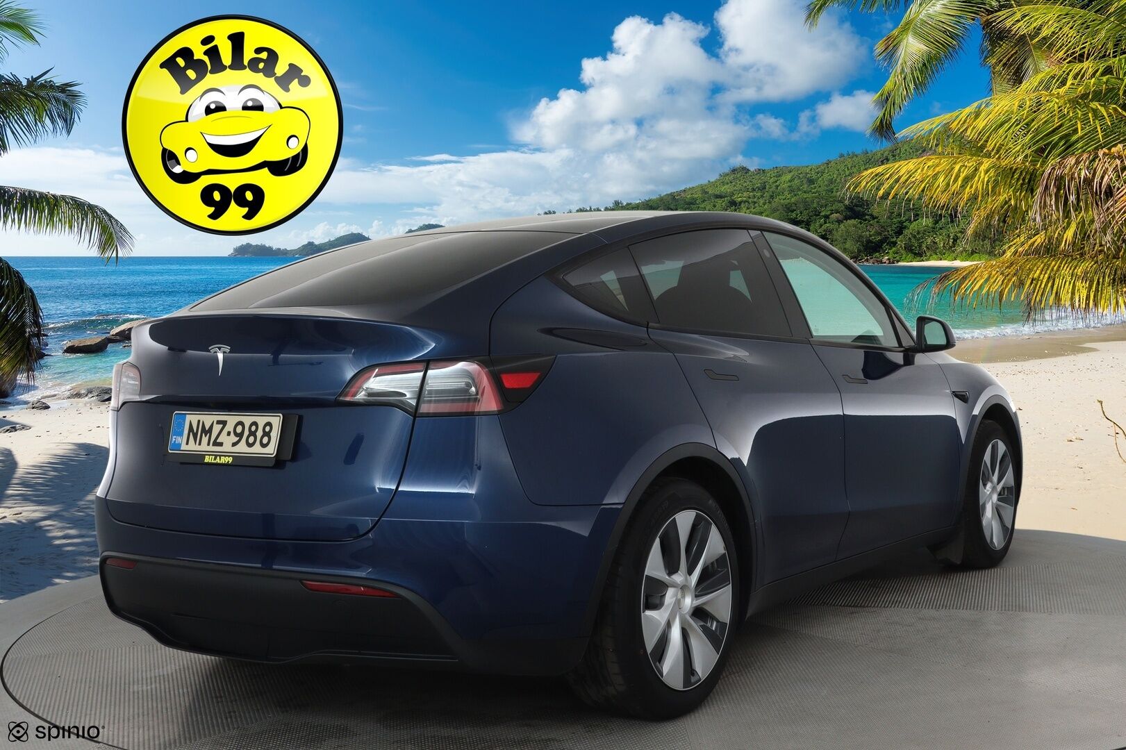 Tesla Model Y 2023 RWD **Lasikatto / ILP / Koukku / ACC / Matrix-LED / P.Kamera / Muistipenkki / Premium Audio / Navi** - 3,99 % KORKOTARJOUS TÄHÄN AUTOON 14.9. ASTI! - 1-om Suomi-auto / 2x Latauskaapelit / Kahdet Renkaat