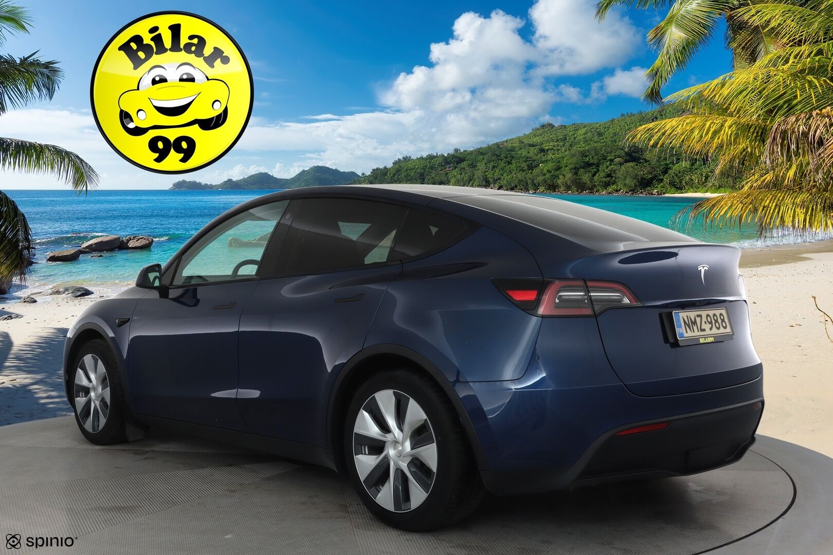 Tesla Model Y 2023 RWD **Lasikatto / ILP / Koukku / ACC / Matrix-LED / P.Kamera / Muistipenkki / Premium Audio / Navi** - 3,99 % KORKOTARJOUS TÄHÄN AUTOON 14.9. ASTI! - 1-om Suomi-auto / 2x Latauskaapelit / Kahdet Renkaat