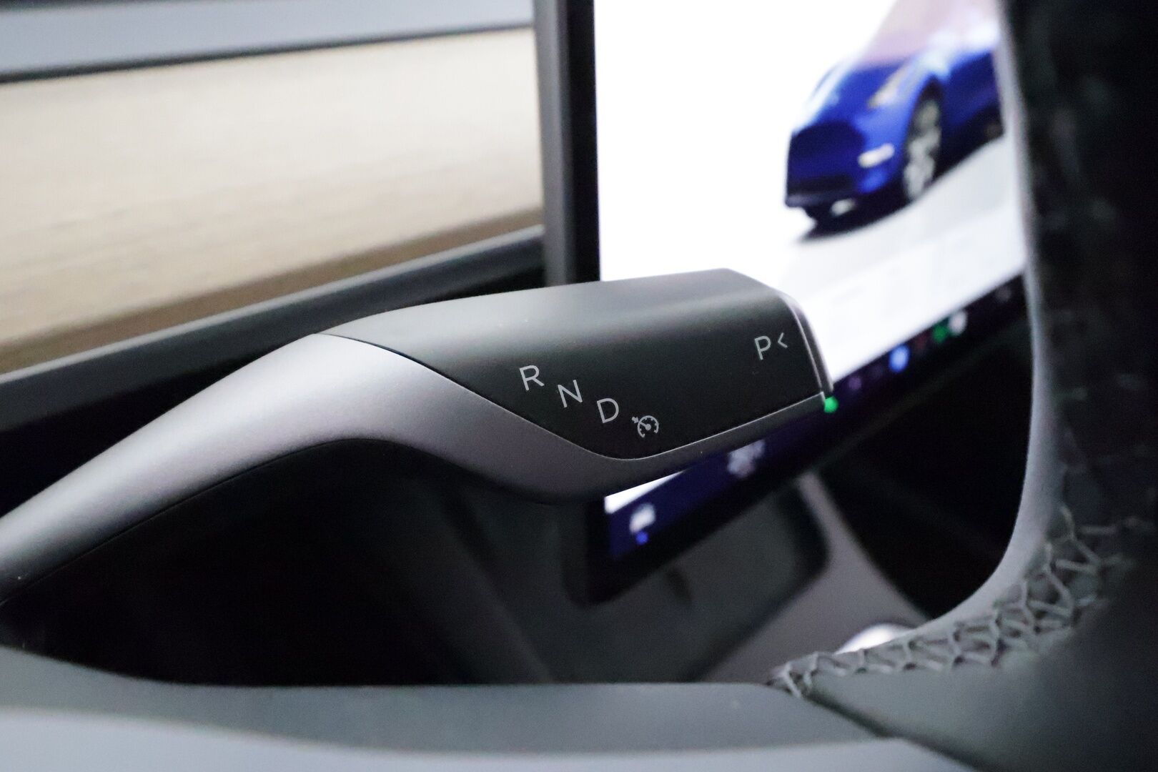 Tesla Model Y 2023 RWD **Lasikatto / ILP / Koukku / ACC / Matrix-LED / P.Kamera / Muistipenkki / Premium Audio / Navi** - 3,99 % KORKOTARJOUS TÄHÄN AUTOON 14.9. ASTI! - 1-om Suomi-auto / 2x Latauskaapelit / Kahdet Renkaat