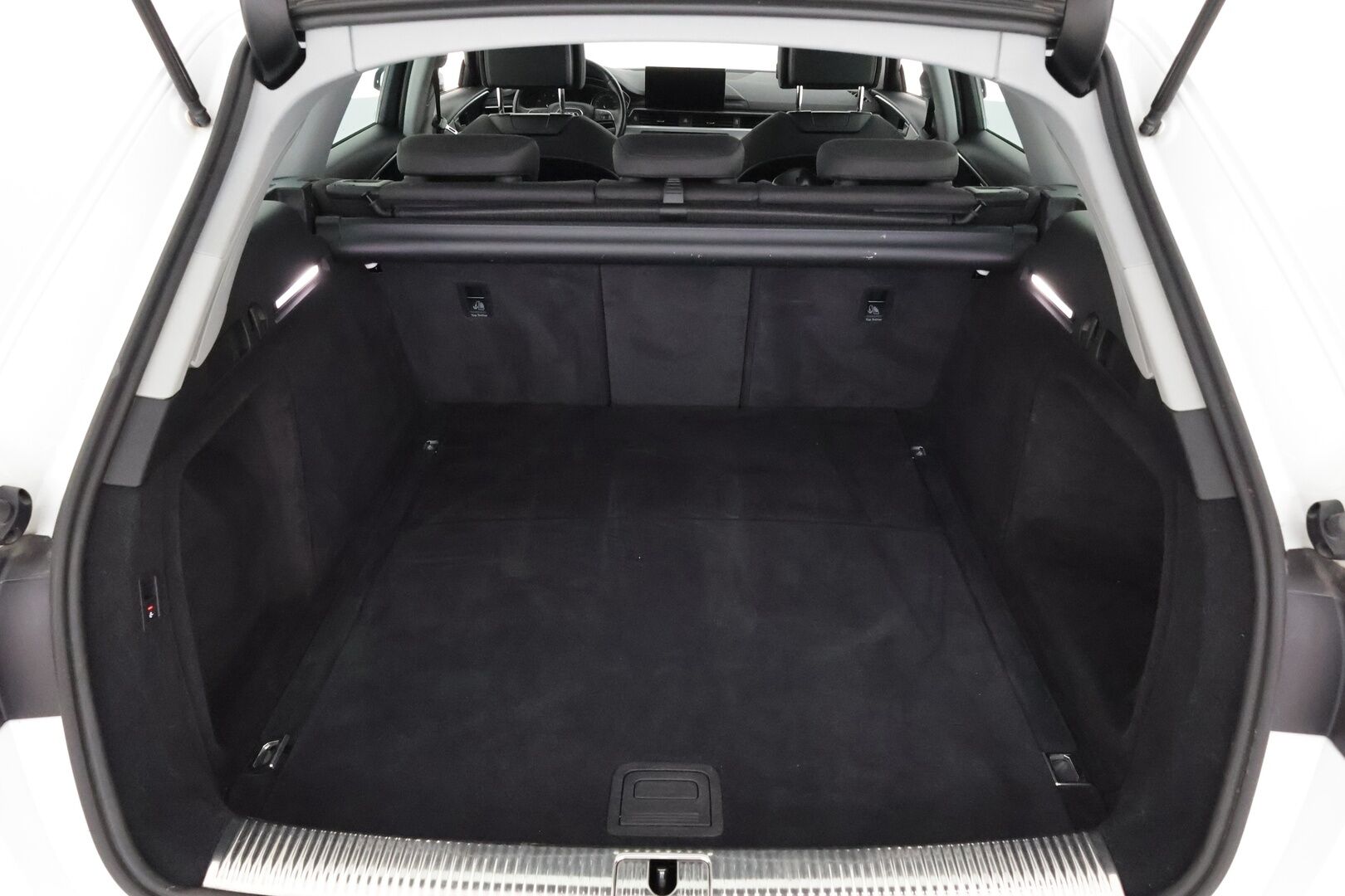 AUDI A4 2022 40TDI 204hv Quattro S Tronic Proline Facelift / PA-lisälämmitin / Adapt. Vakkari / Sporttipenkit / Navi / Tutkat / Sähköluukku - *Täysin poikkeukselliseen kaikkien aikojen edukkaimpaan hintaan!*