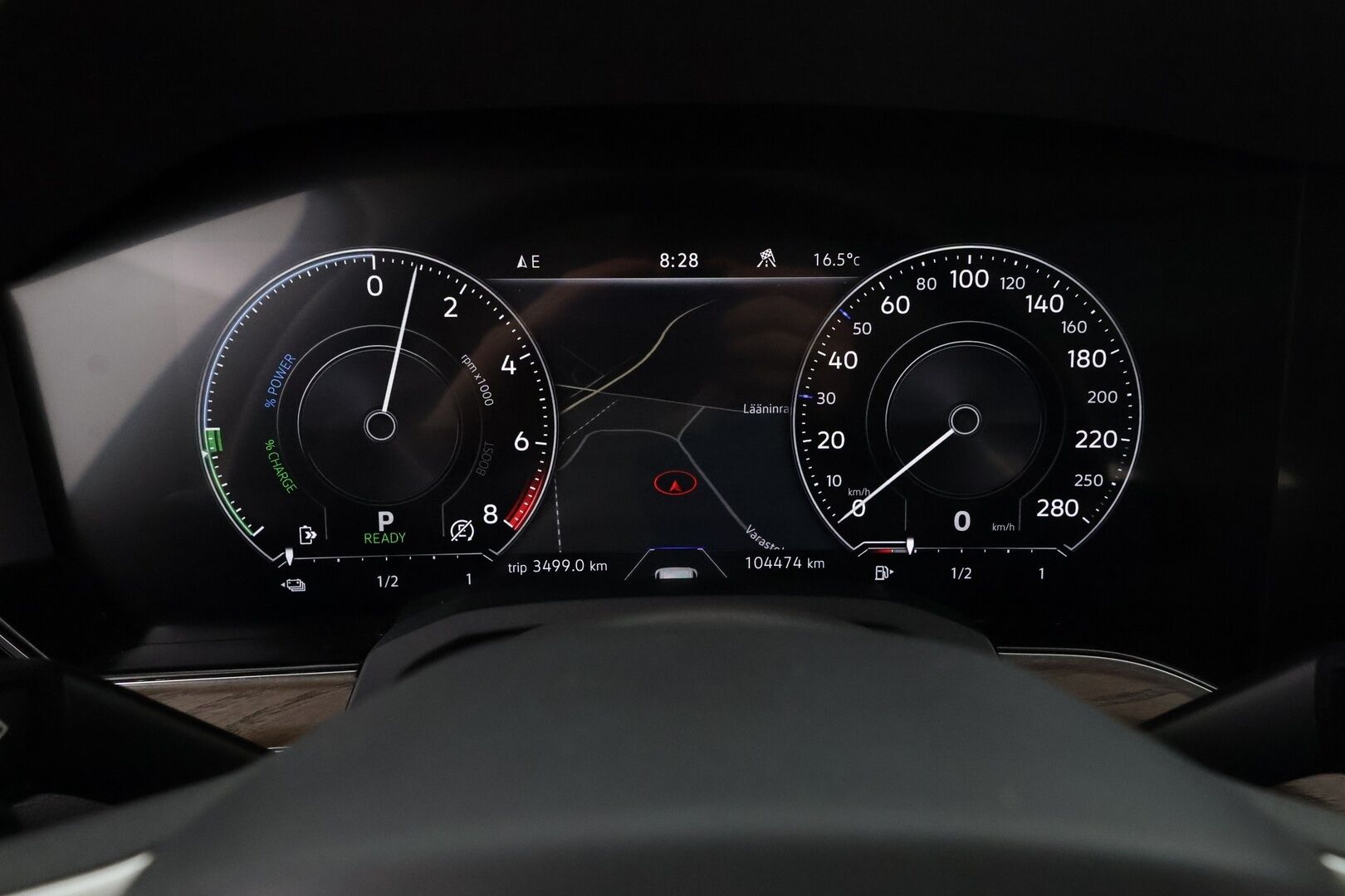 VOLKSWAGEN TOUAREG 2021 Atmosphere 3,0 V6 eHybrid 280 kW 4MOTION Tiptronic * Adapt. Cruise / Panorama / Kamera / Koukku / Sähköiset Comfort Nahkapenkit * - 3,99 % KORKOTARJOUS TÄHÄN AUTOON - * Haluttu harvinainen väri! / 2x renkaat / Apple&Android*