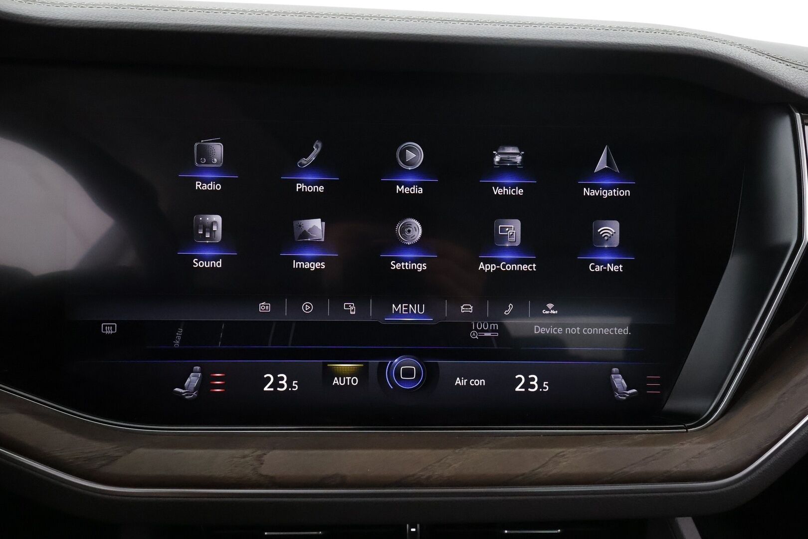 VOLKSWAGEN TOUAREG 2021 Atmosphere 3,0 V6 eHybrid 280 kW 4MOTION Tiptronic * Adapt. Cruise / Panorama / Kamera / Koukku / Sähköiset Comfort Nahkapenkit * - 3,99 % KORKOTARJOUS TÄHÄN AUTOON - * Haluttu harvinainen väri! / 2x renkaat / Apple&Android*
