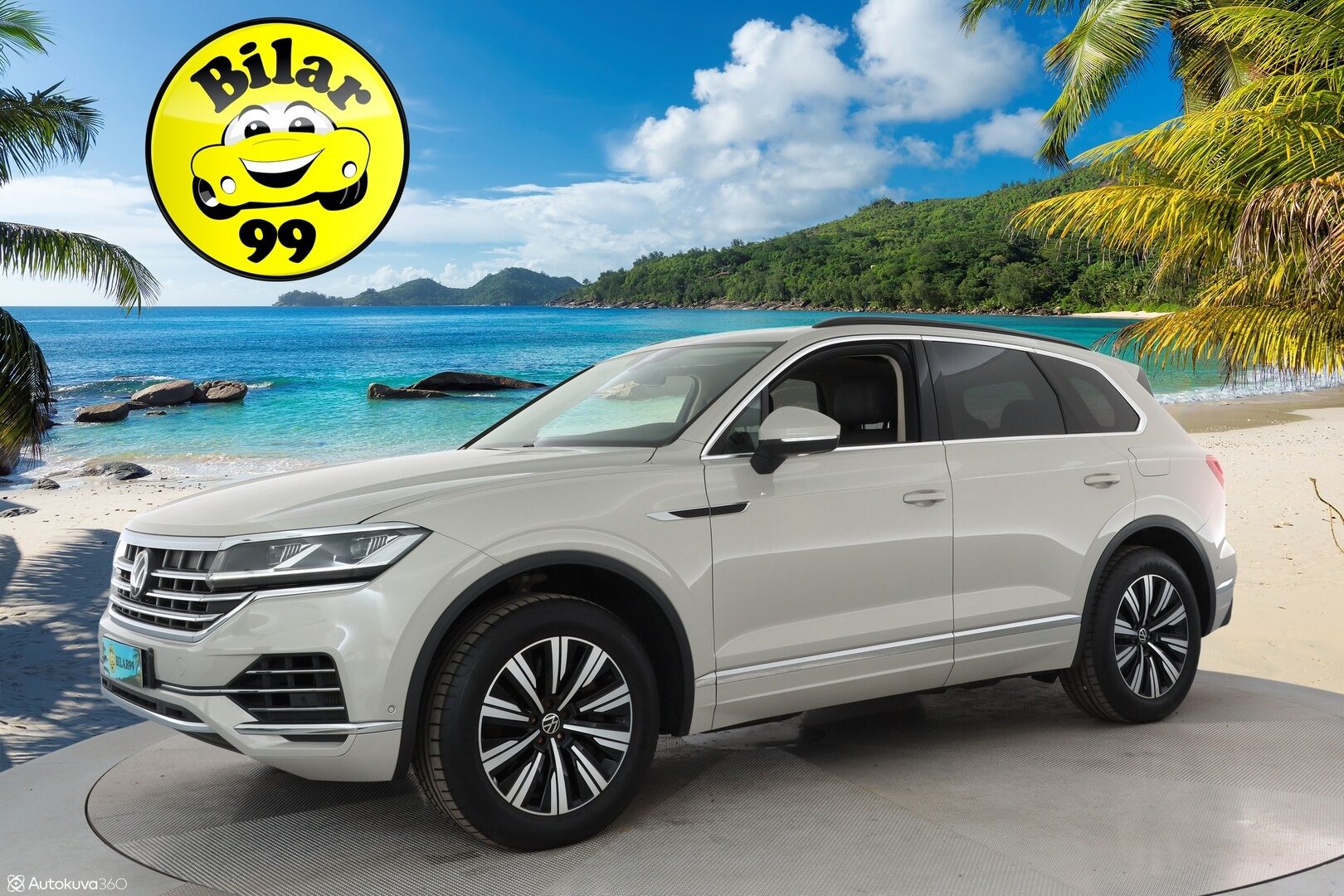 VOLKSWAGEN TOUAREG 2021 Atmosphere 3,0 V6 eHybrid 280 kW 4MOTION Tiptronic * Adapt. Cruise / Panorama / Kamera / Koukku / Sähköiset Comfort Nahkapenkit * - 3,99 % KORKOTARJOUS TÄHÄN AUTOON - * Haluttu harvinainen väri! / 2x renkaat / Apple&Android*