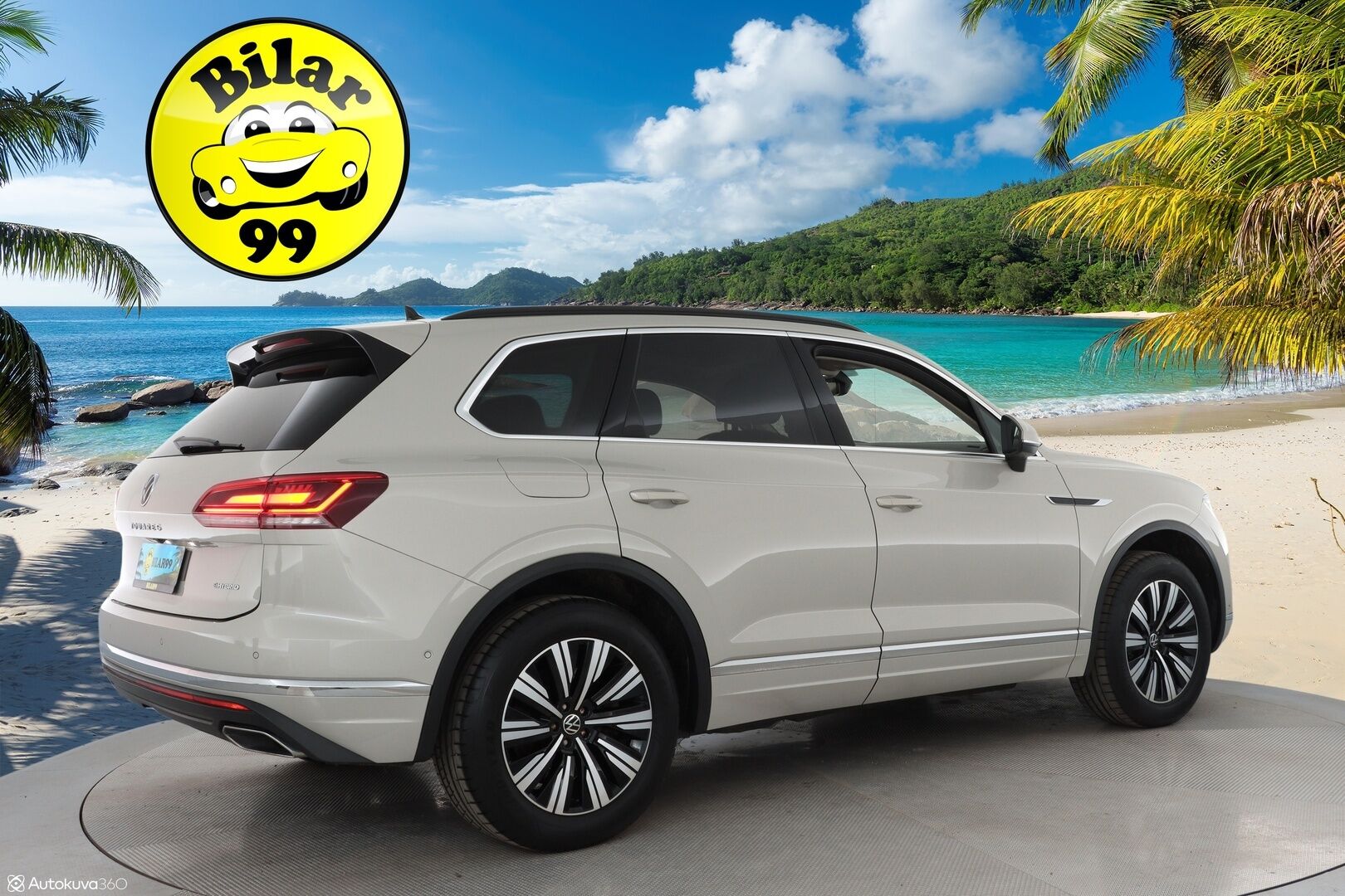 VOLKSWAGEN TOUAREG 2021 Atmosphere 3,0 V6 eHybrid 280 kW 4MOTION Tiptronic * Adapt. Cruise / Panorama / Kamera / Koukku / Sähköiset Comfort Nahkapenkit * - 3,99 % KORKOTARJOUS TÄHÄN AUTOON - * Haluttu harvinainen väri! / 2x renkaat / Apple&Android*