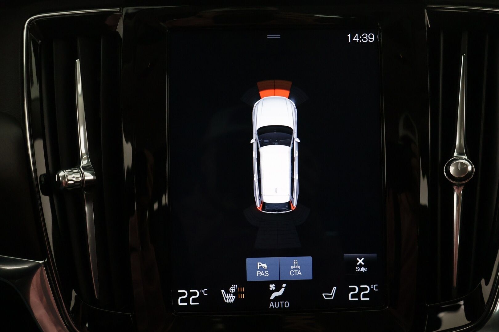 Volvo V90 CROSS COUNTRY 2018 D4 AWD Business*HUD / Koukku / Webasto  / Adapt.vakkari / Full LED / Keyless* - / Merkkihuollettu / Jakopää vaihdettu 143tkm kohdalla /
