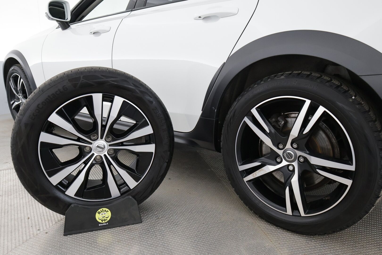 Volvo V90 CROSS COUNTRY 2021 D4 AWD Advanced Aut - 3,99 % KORKOTARJOUS TÄHÄN AUTOON - Adapt.Vakkari / Muistipenkki / Kamera / Koukku / P-Lämmitin / Puolinahat / 2x Alut 