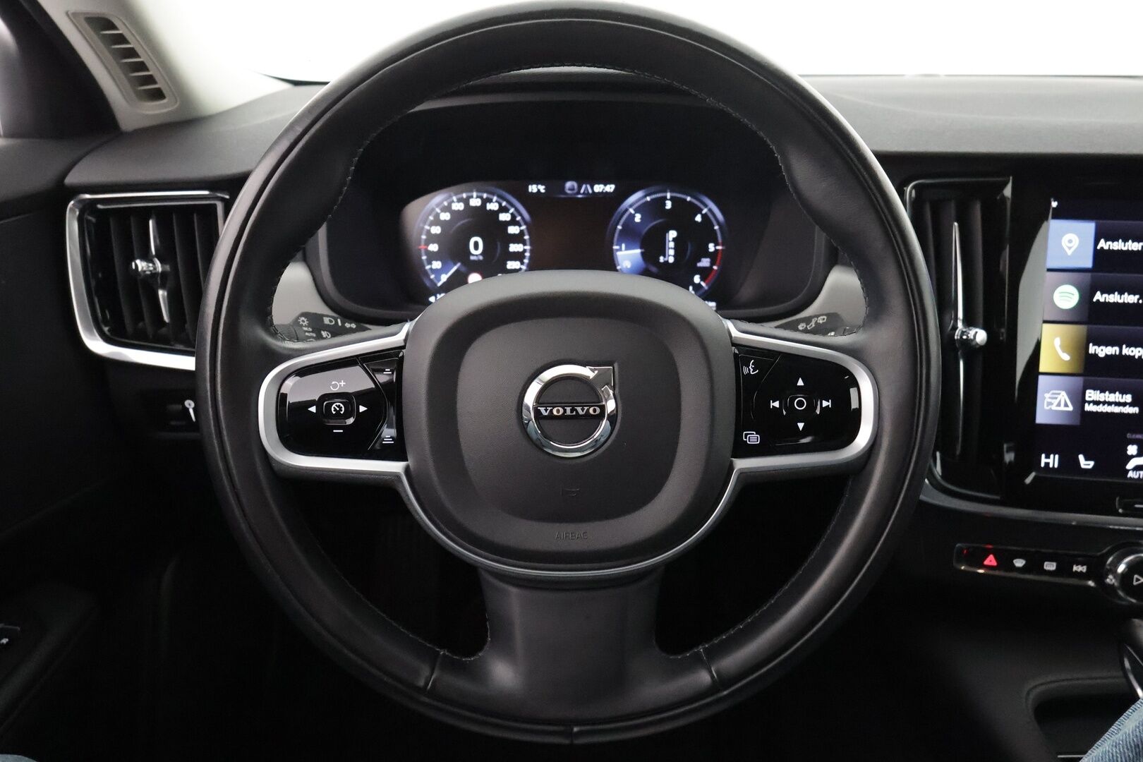Volvo V90 CROSS COUNTRY 2021 D4 AWD Advanced Aut - 3,99 % KORKOTARJOUS TÄHÄN AUTOON - Adapt.Vakkari / Muistipenkki / Kamera / Koukku / P-Lämmitin / Puolinahat / 2x Alut 