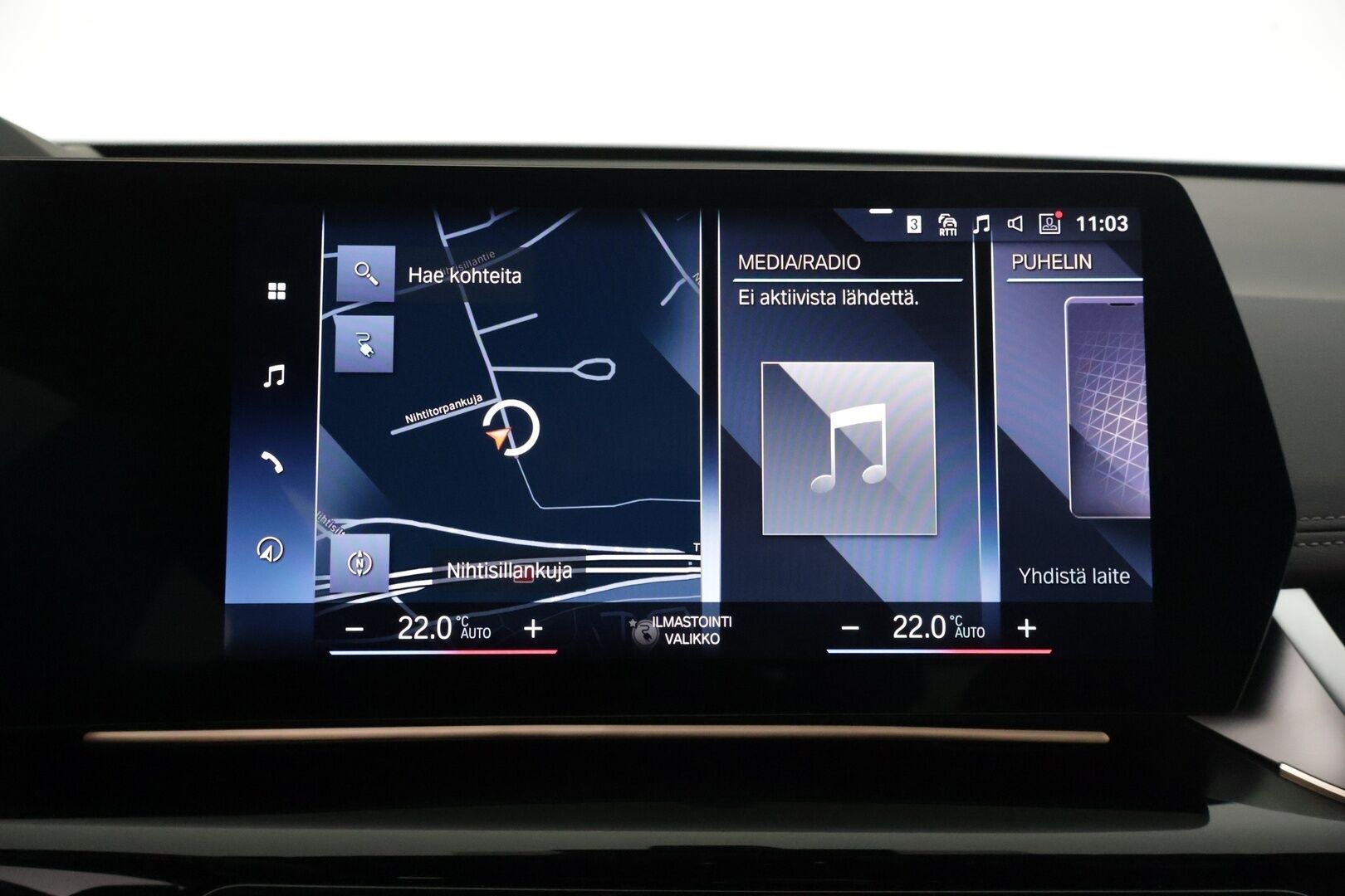 BMW iX1 2023 U11 30 xDrive - 3,99 % KORKOTARJOUS TÄHÄN AUTOON - 31.5. ASTI! - Adapt. Vakkari / 360° / HUD / Harman/Kardon / Sporttinahat / Adapt. Ledit / Ratinlämmitin / Comfort Access / 2x renkaat / Kaistavahti