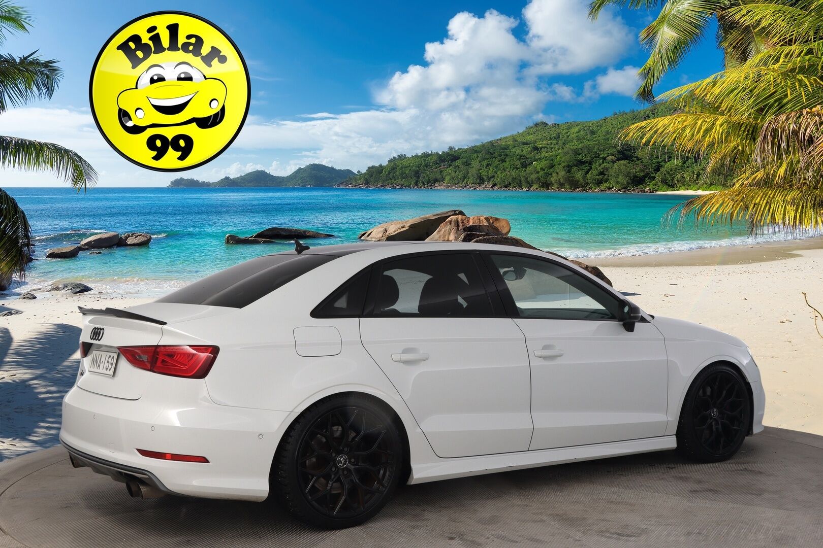 Audi S3 2015 Sedan 2,0 TFSI 221 kW quattro S tronic - Bang&Olufsen | Kattoluukku | Flatbottom | Lohko | Nahka-alcantara penkit |2x renkaat & vanteet