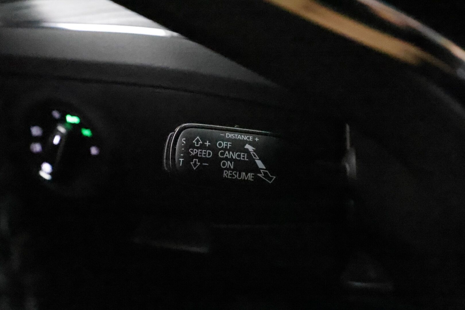 Skoda Superb 2020 Combi 1,4 TSI PHEV Style iV DSG **Canton / Webasto / Koukku / Adapt.Vakkari / Matrix-LED / P.kamera / Muistipenkki** - 2x Latauskaapelit / Kahdet Renkaat / **HYVILLÄ KAMOILLA**