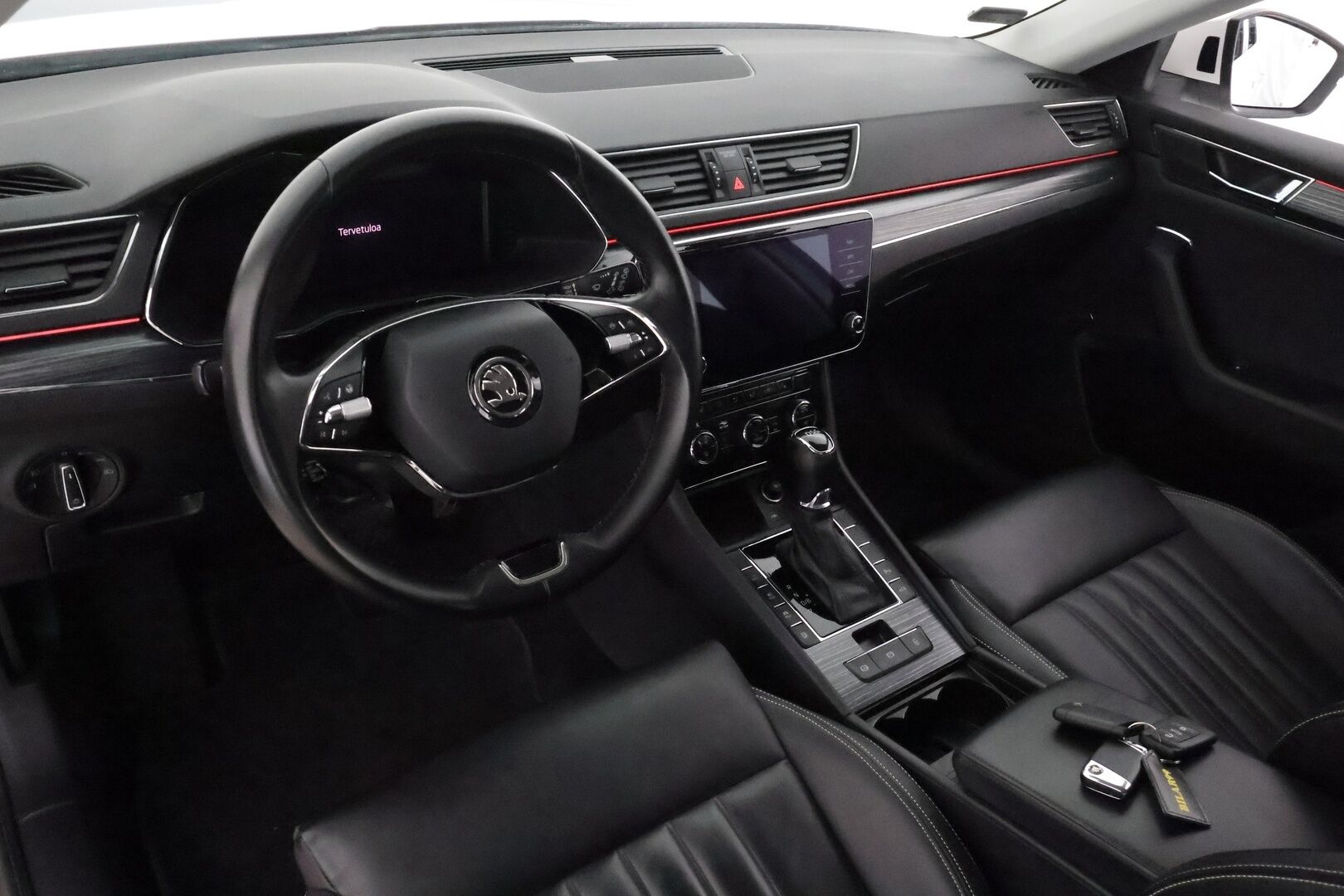 Skoda Superb 2020 Combi 1,4 TSI PHEV Style iV DSG **Canton / Webasto / Koukku / Adapt.Vakkari / Matrix-LED / P.kamera / Muistipenkki** - 2x Latauskaapelit / Kahdet Renkaat / **HYVILLÄ KAMOILLA**