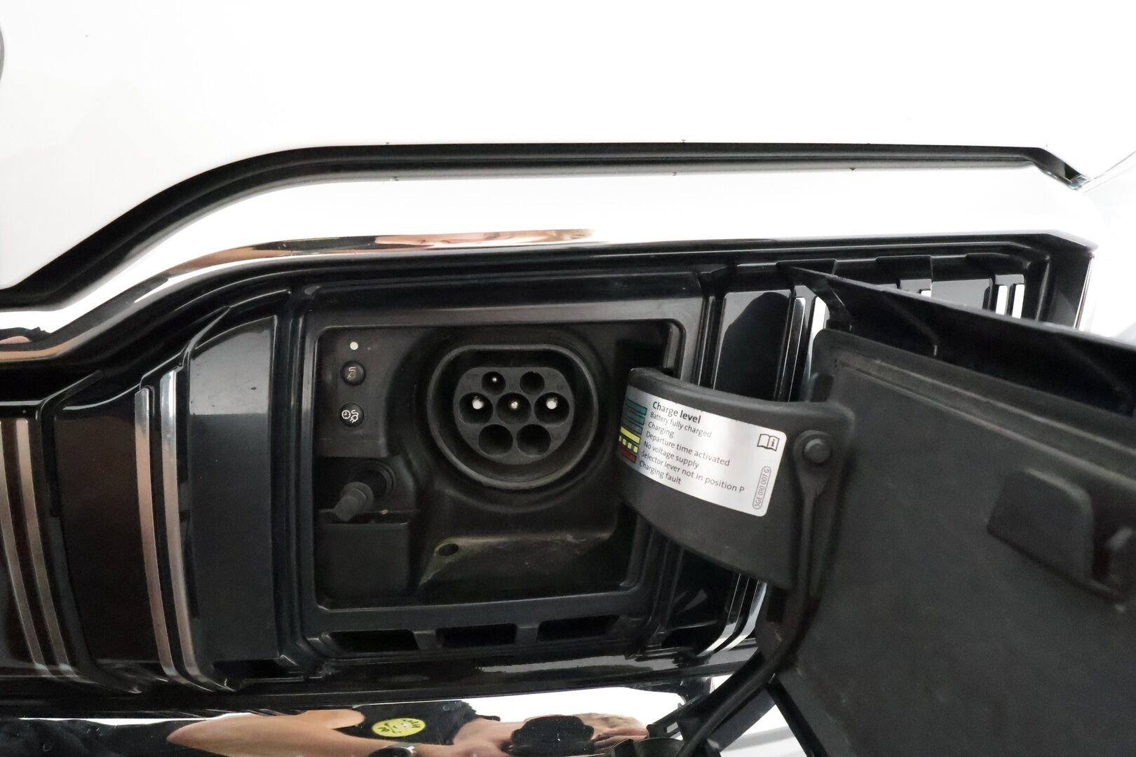 Skoda Superb 2020 Combi 1,4 TSI PHEV Style iV DSG **Canton / Webasto / Koukku / Adapt.Vakkari / Matrix-LED / P.kamera / Muistipenkki** - 2x Latauskaapelit / Kahdet Renkaat / **HYVILLÄ KAMOILLA**