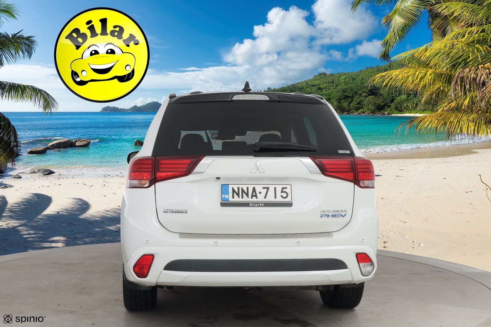 Mitsubishi Outlander 2018 4WD Ski-Edition Business - ACC| 360-Kamera | Lasikattoluukku | Tutkat | RockFord | Nahkasisusta | Sähköpenkki | Ratinlämmitin | BLIS