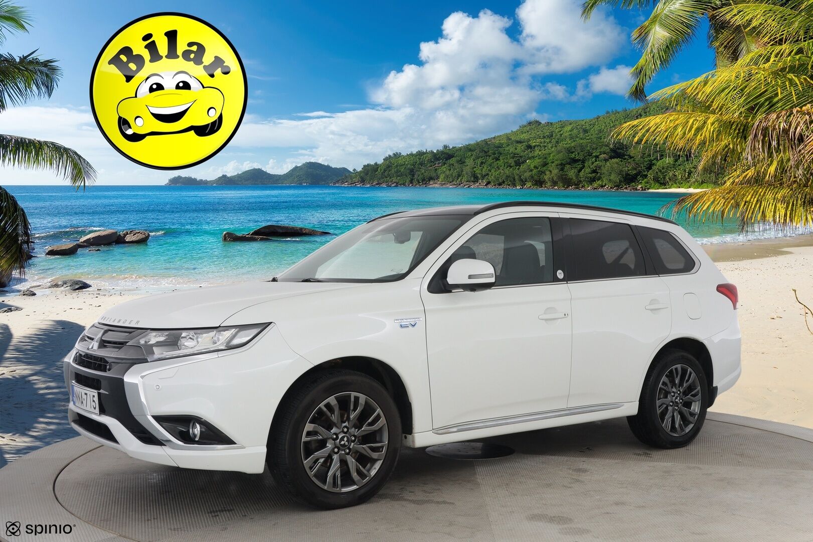 Mitsubishi Outlander 2018 4WD Ski-Edition Business - ACC| 360-Kamera | Lasikattoluukku | Tutkat | RockFord | Nahkasisusta | Sähköpenkki | Ratinlämmitin | BLIS
