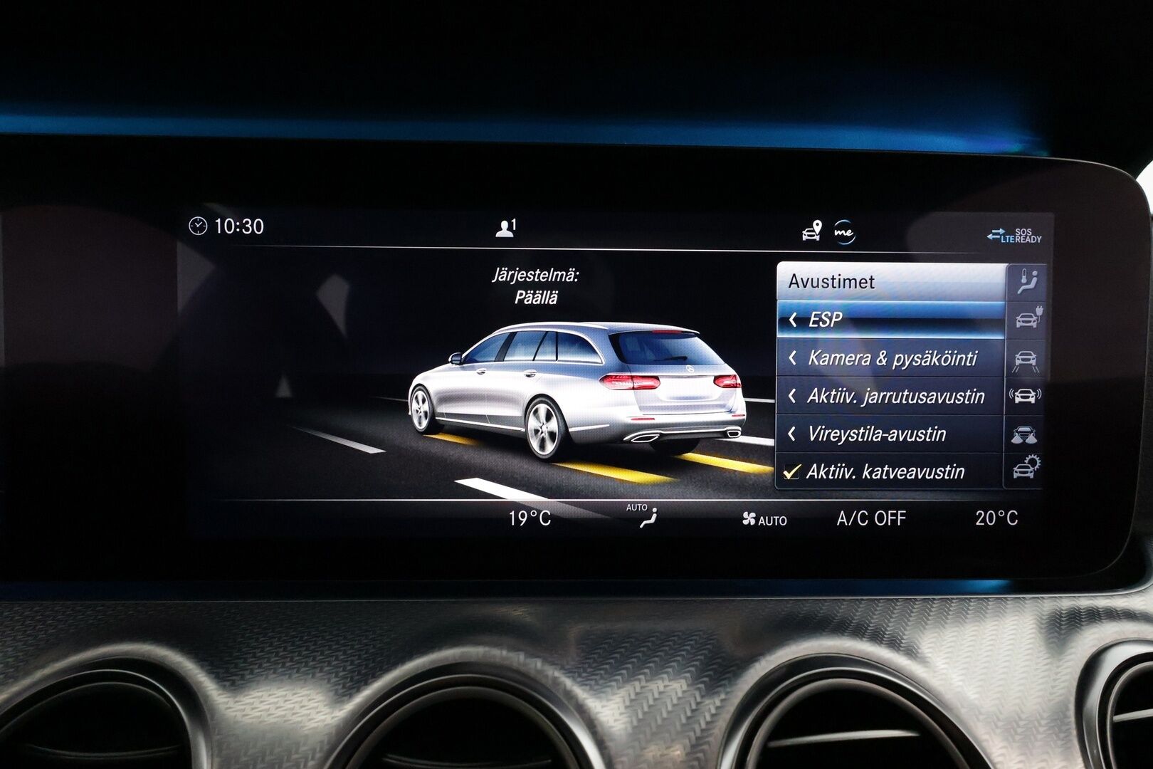 Mercedes-Benz E 2019 300 de T Avantgarde EQ Power **Burmester / Distronic+ / Widescreen / Koukku / P.kamera / Sporttipenkit** - Kahdet renkaat