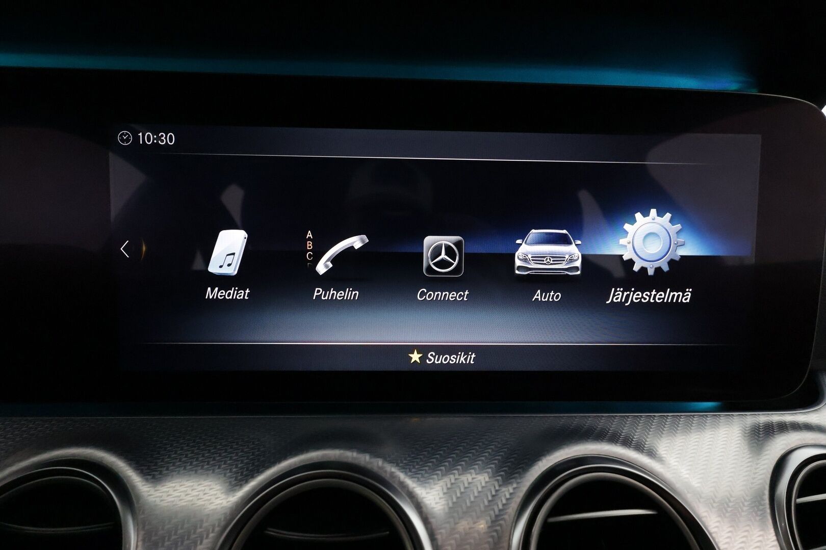 Mercedes-Benz E 2019 300 de T Avantgarde EQ Power **Burmester / Distronic+ / Widescreen / Koukku / P.kamera / Sporttipenkit** - Kahdet renkaat