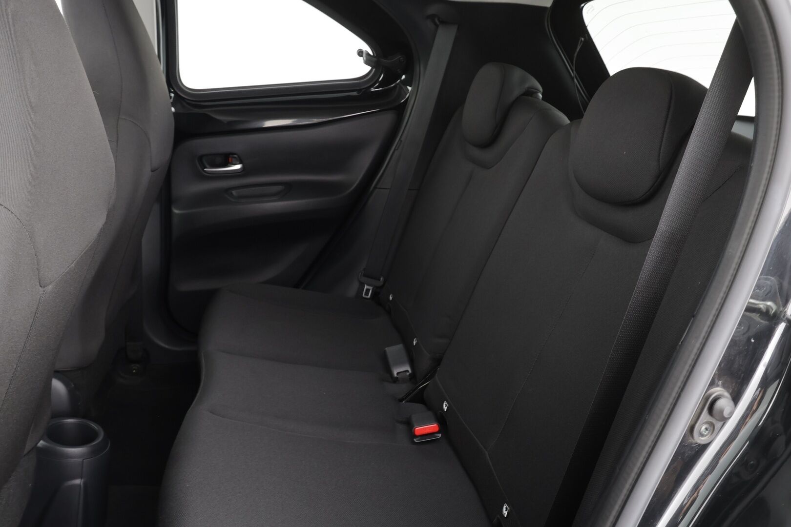 Toyota Aygo X 2023 1,0 VVT-i Play Edition Multidrive S *1.Om Suomi-auto / ACC / P.kamera / LED / Kaistavahti / Apple&Android* - *Kahdet renkaat aluvanteilla / Merkkihuollettu* - HULLUT VÄLIPÄIVÄT KORKOTARJOUS 2,49%