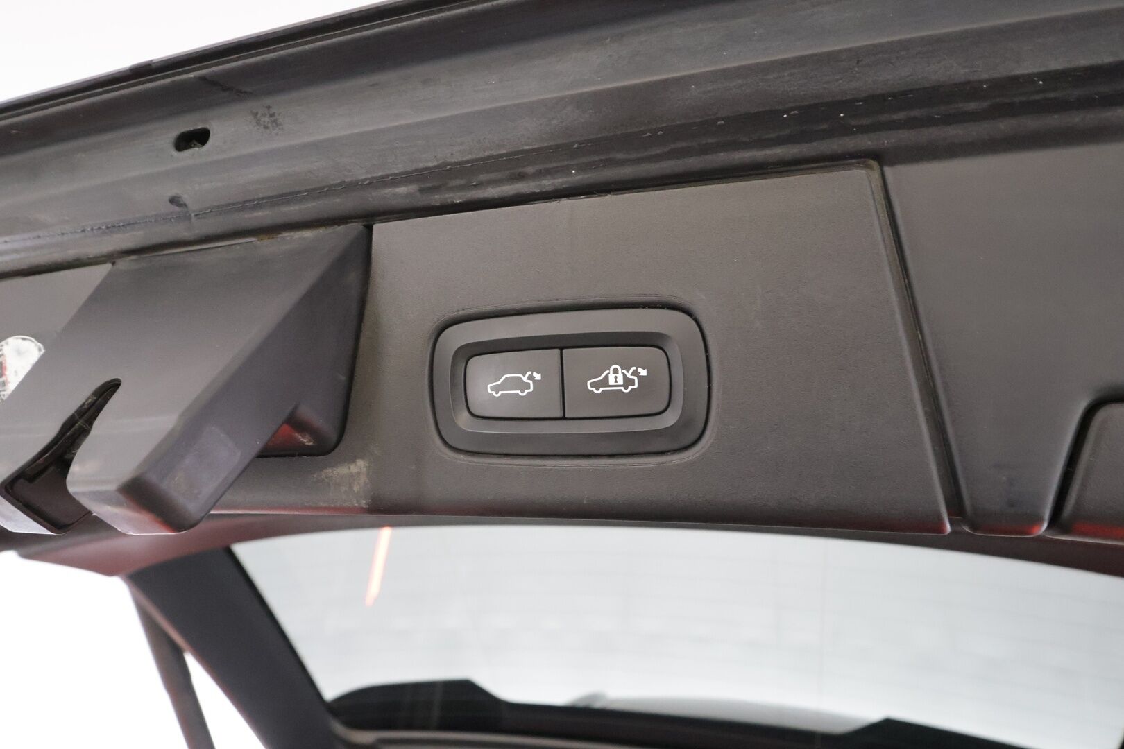 Volvo V90 2023 T8 AWD Long Range High Performance Ultimate Bright aut - | Koukku | HUD | Panorama | H&K | ACC | Full-LED | 360 | Sporttinahat Muistilla | Lisälämmitin | Kaistavahti | Navi | Keyless | 1-om Suomi-auto | Kahdet renkaat | 2x Latauskaapelit |