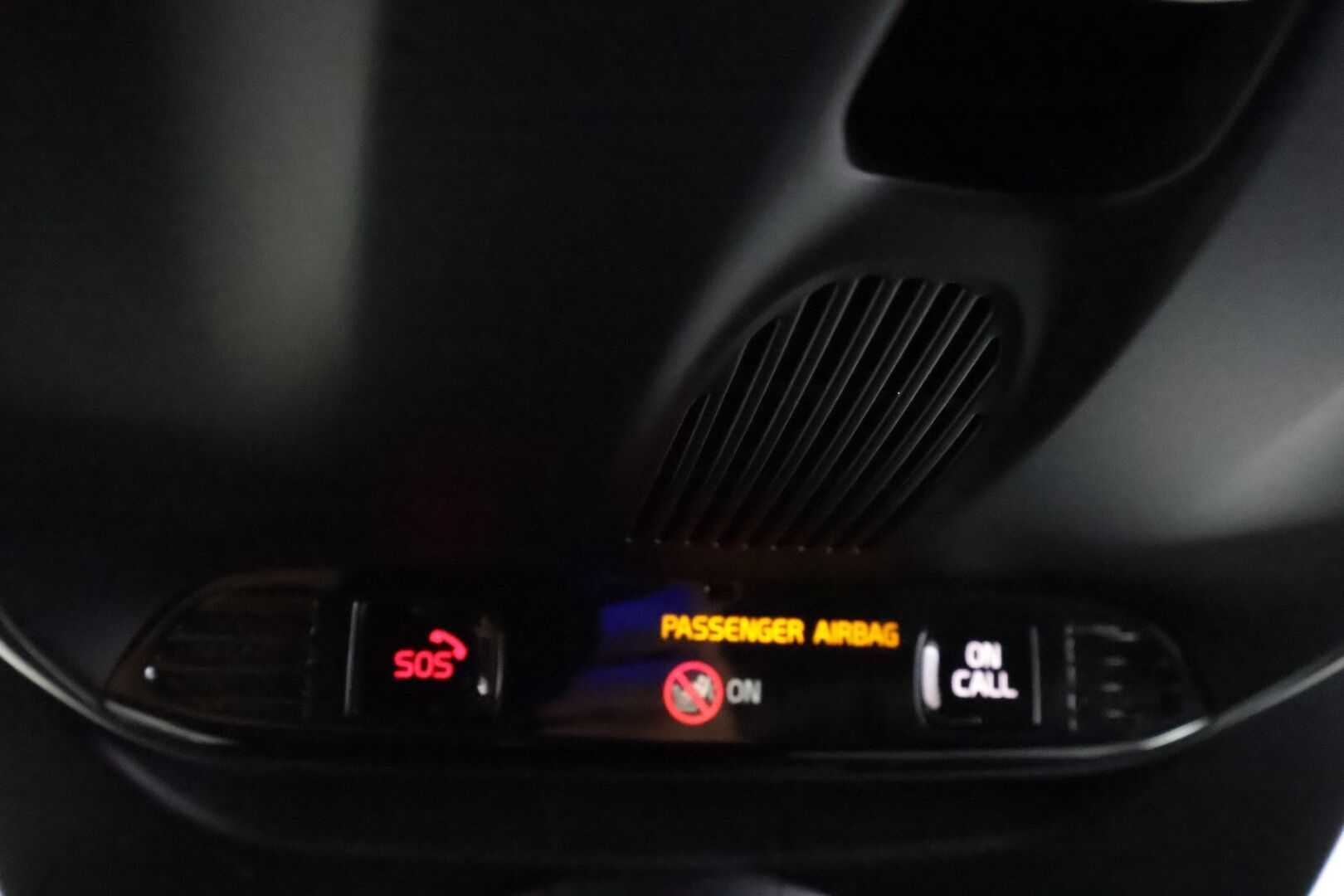 Volvo XC90 2019 T8 AWD R-Design aut - | ACC | Koukku | Webasto | HUD | 360° | Ilm. muistinahat hieronnalla | H/K | Panorama | Pilot Assist | BLIS | Full-LED Active | 2x renkaat aluin |