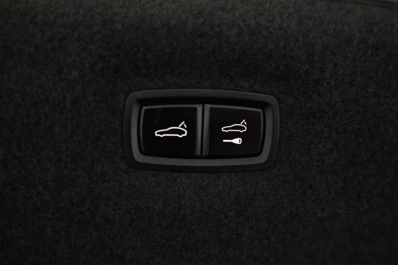 Porsche Taycan 2020 4S - | PASM | InnoDrive | ILP | Passenger Display | 14-säätöiset muistinahat | Bose | Sport Chrono |
