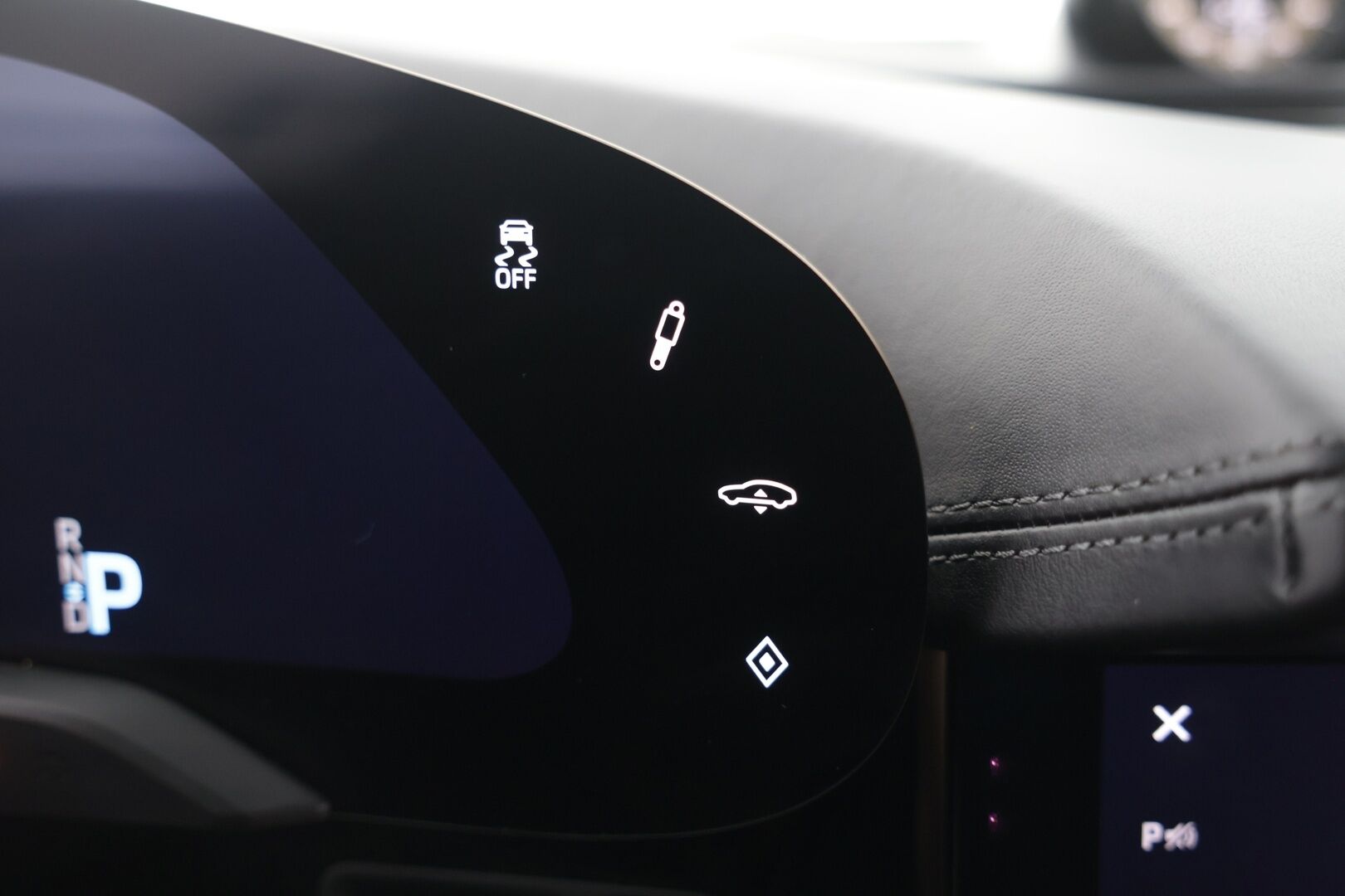 Porsche Taycan 2020 4S - | PASM | InnoDrive | ILP | Passenger Display | 14-säätöiset muistinahat | Bose | Sport Chrono |